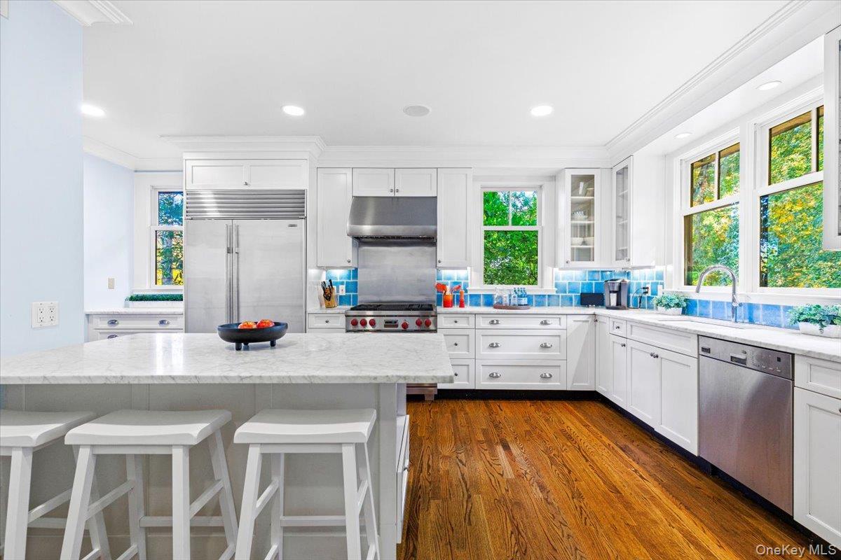 Single Family The Parkway Westchester County, NY 10543, MLS-893755-14