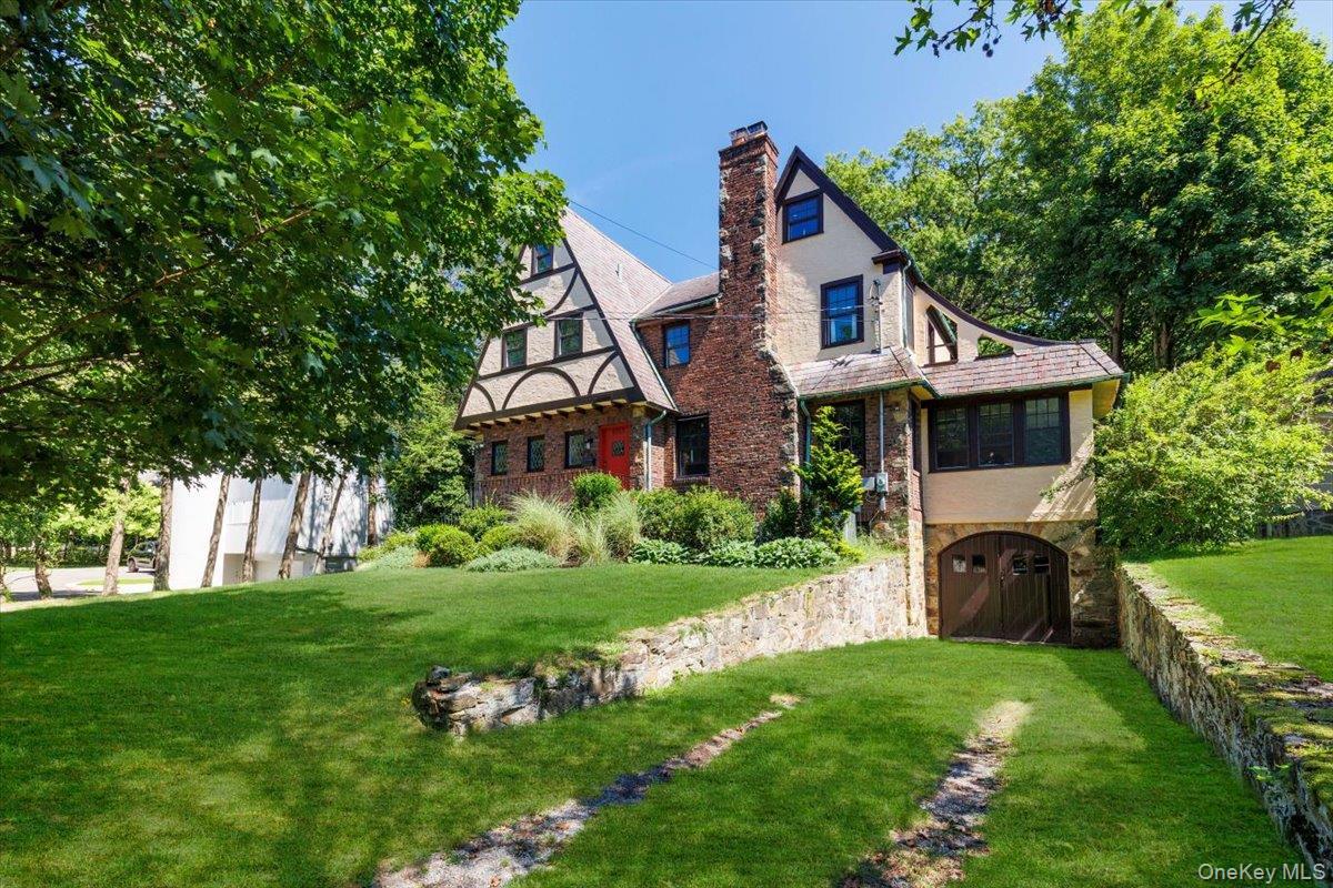 Single Family The Parkway Westchester County, NY 10543, MLS-893755-3