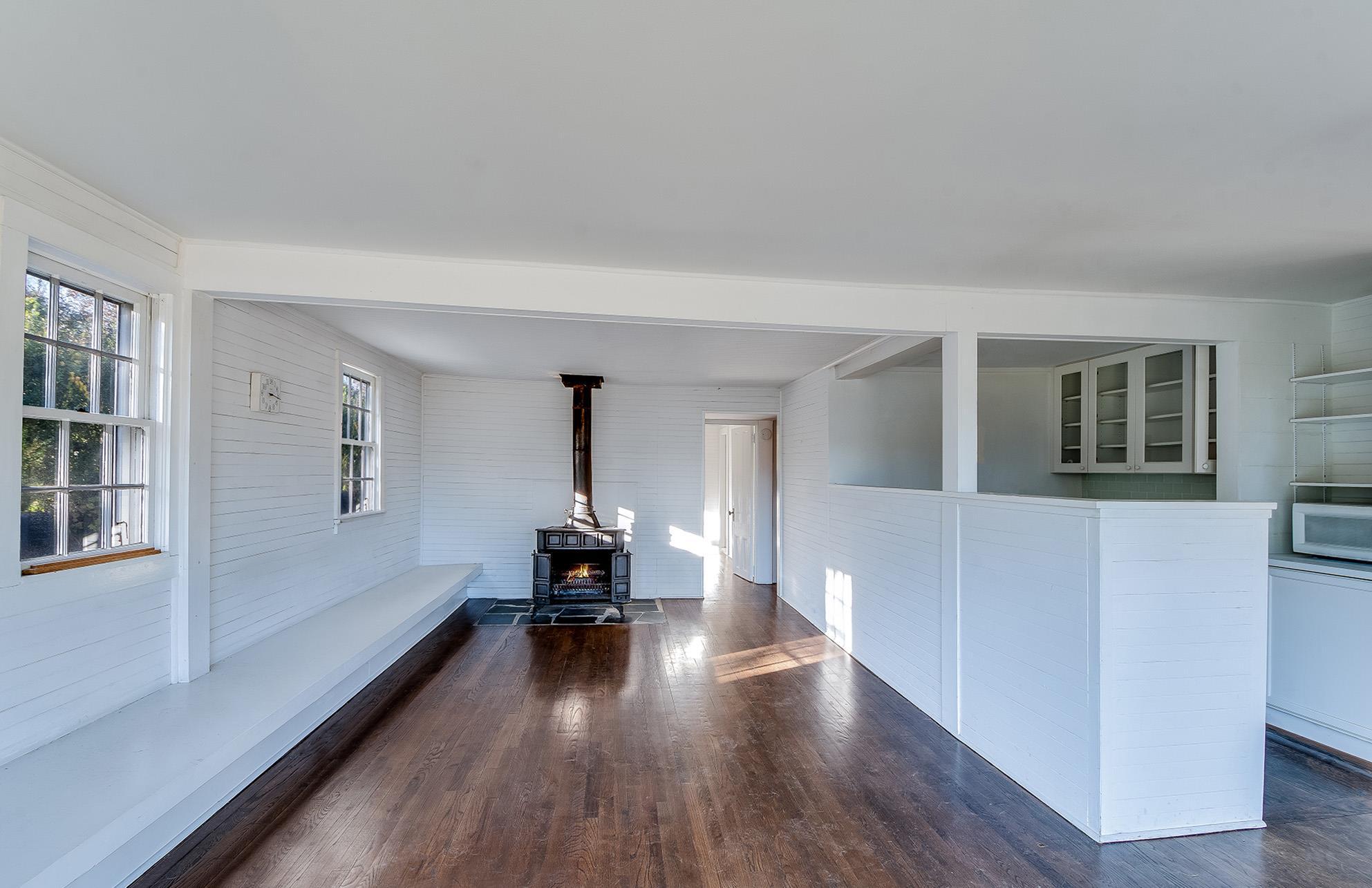 Single Family Pantigo Suffolk County, NY 11937, MLS-893778-16