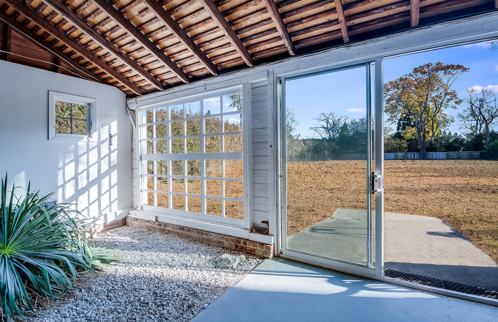 Single Family Pantigo Suffolk County, NY 11937, MLS-893778-3