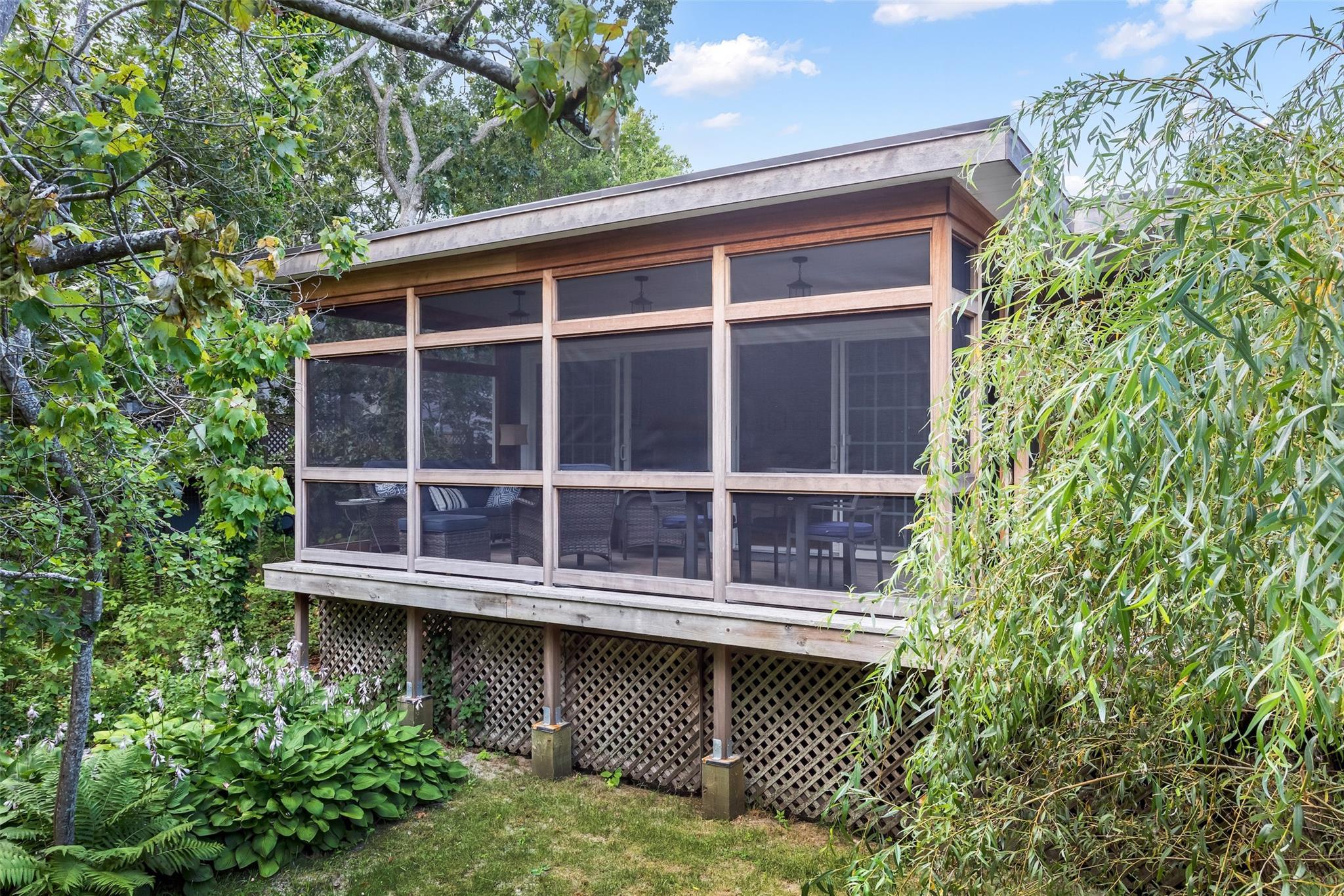 Single Family Teal Suffolk County, NY 11782, MLS-893783-6