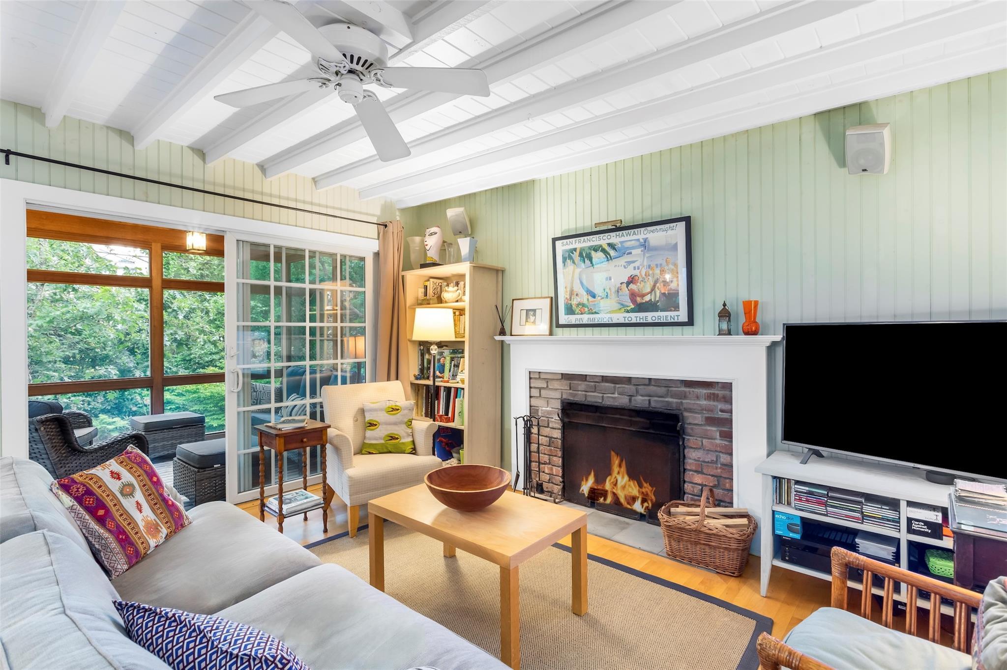 Single Family Teal Suffolk County, NY 11782, MLS-893783-9