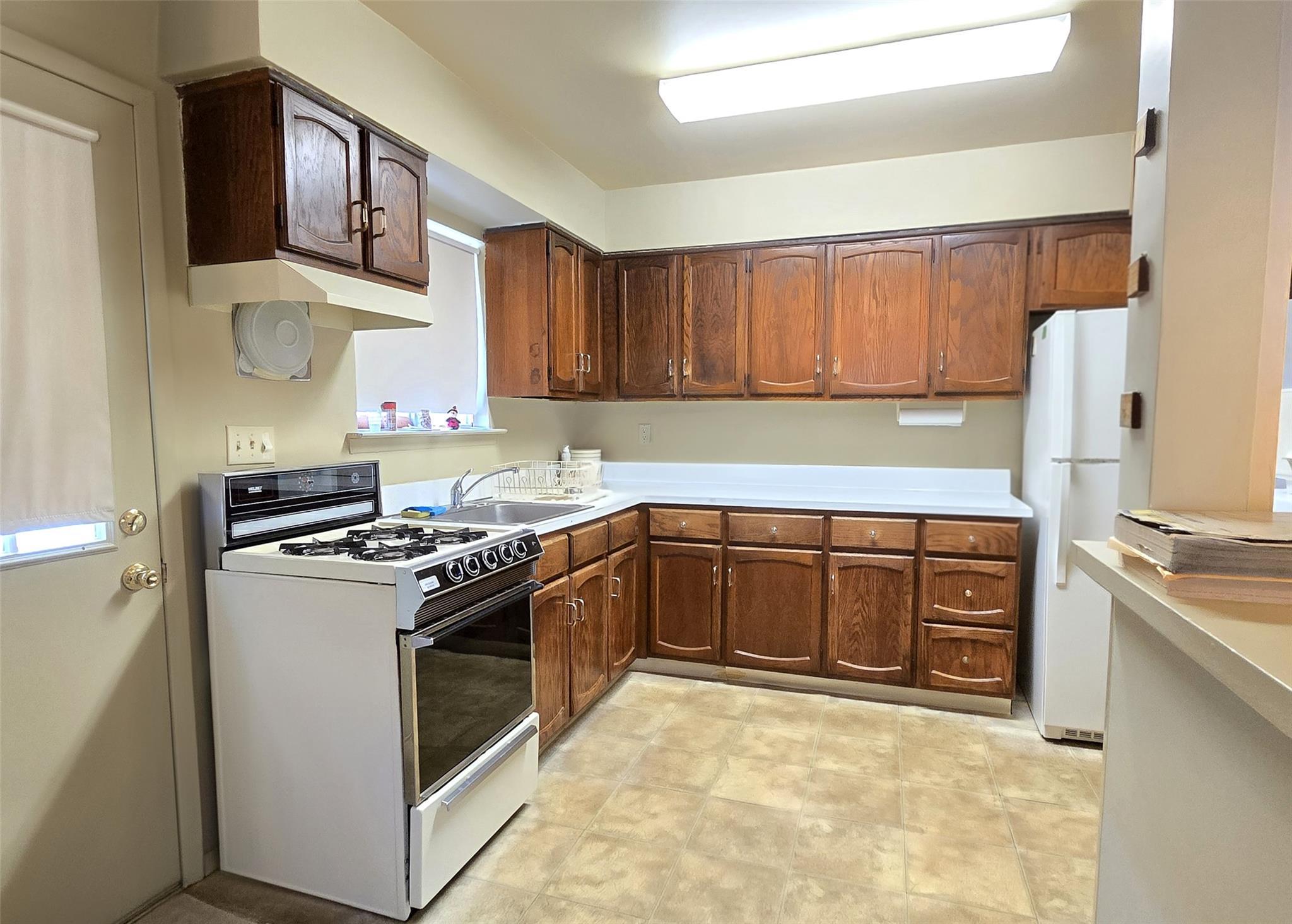 Single Family Helen Suffolk County, NY 11741, MLS-893830-9