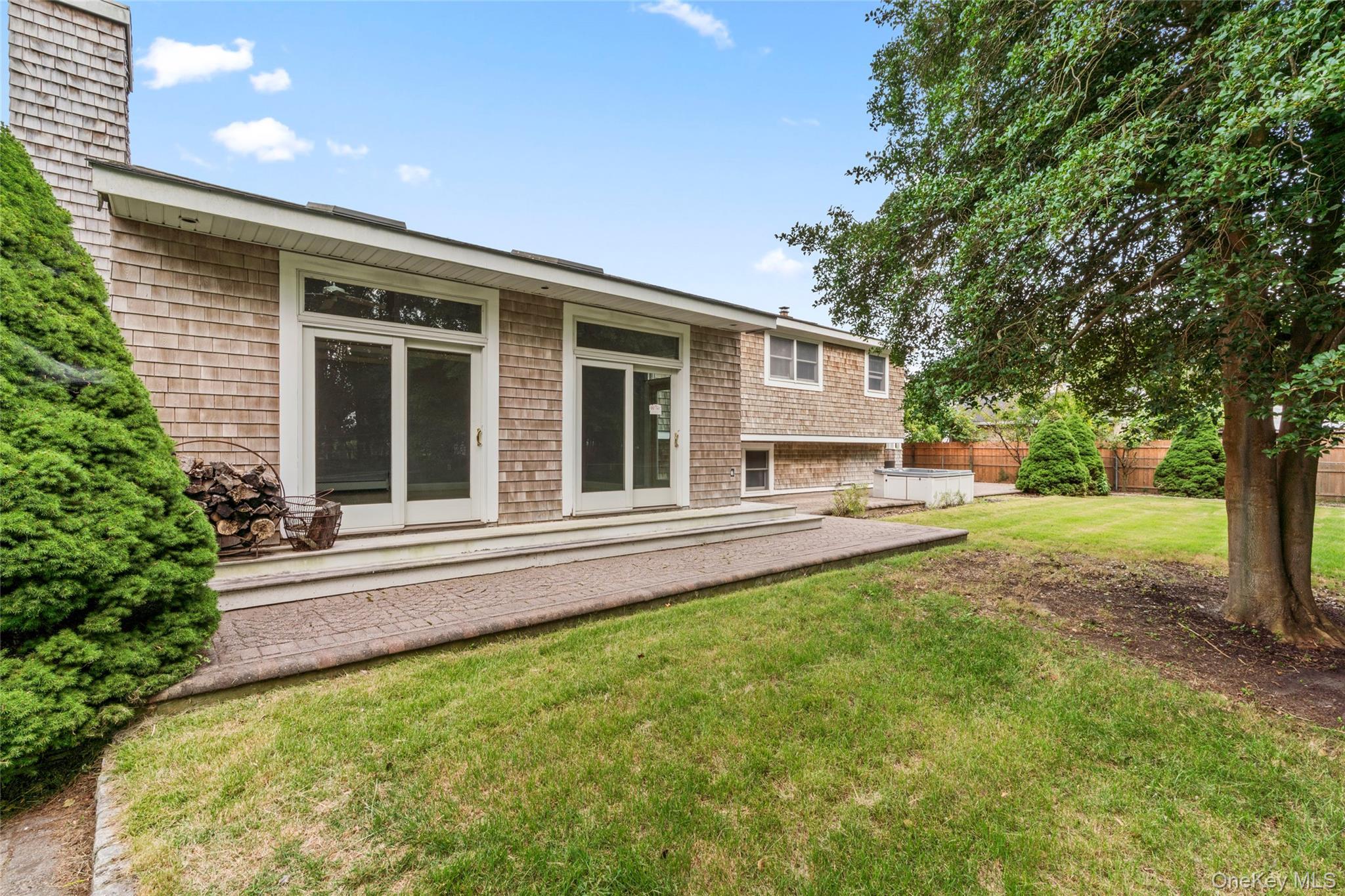 Single Family Durkee Suffolk County, NY 11772, MLS-893854-38