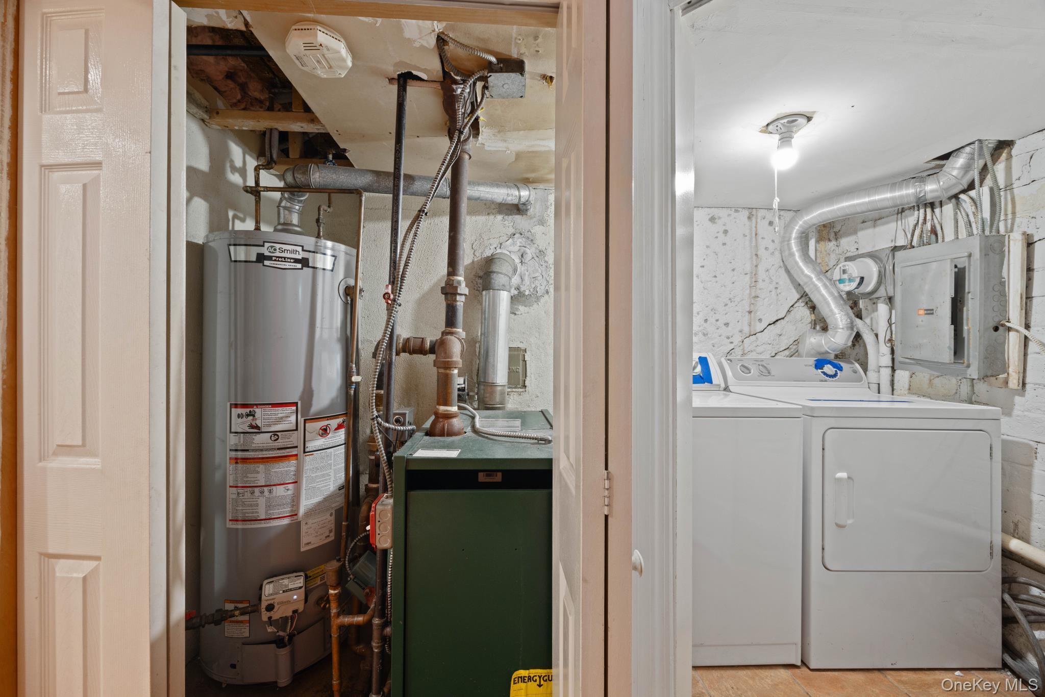 Single Family 69th  Queens, NY 11377, MLS-893858-16