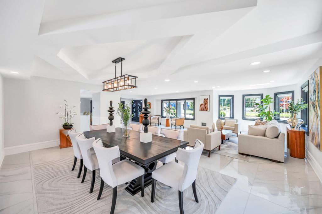 Single Family Pine Hill Suffolk County, NY 11746, MLS-893874-17