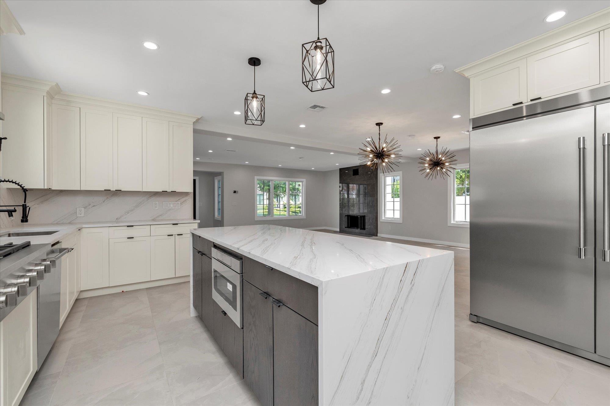 Single Family Bayview Nassau County, NY 11516, MLS-893875-10