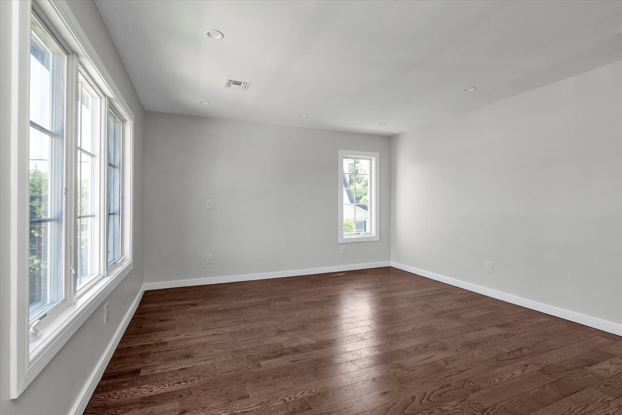 Single Family Bayview Nassau County, NY 11516, MLS-893875-13