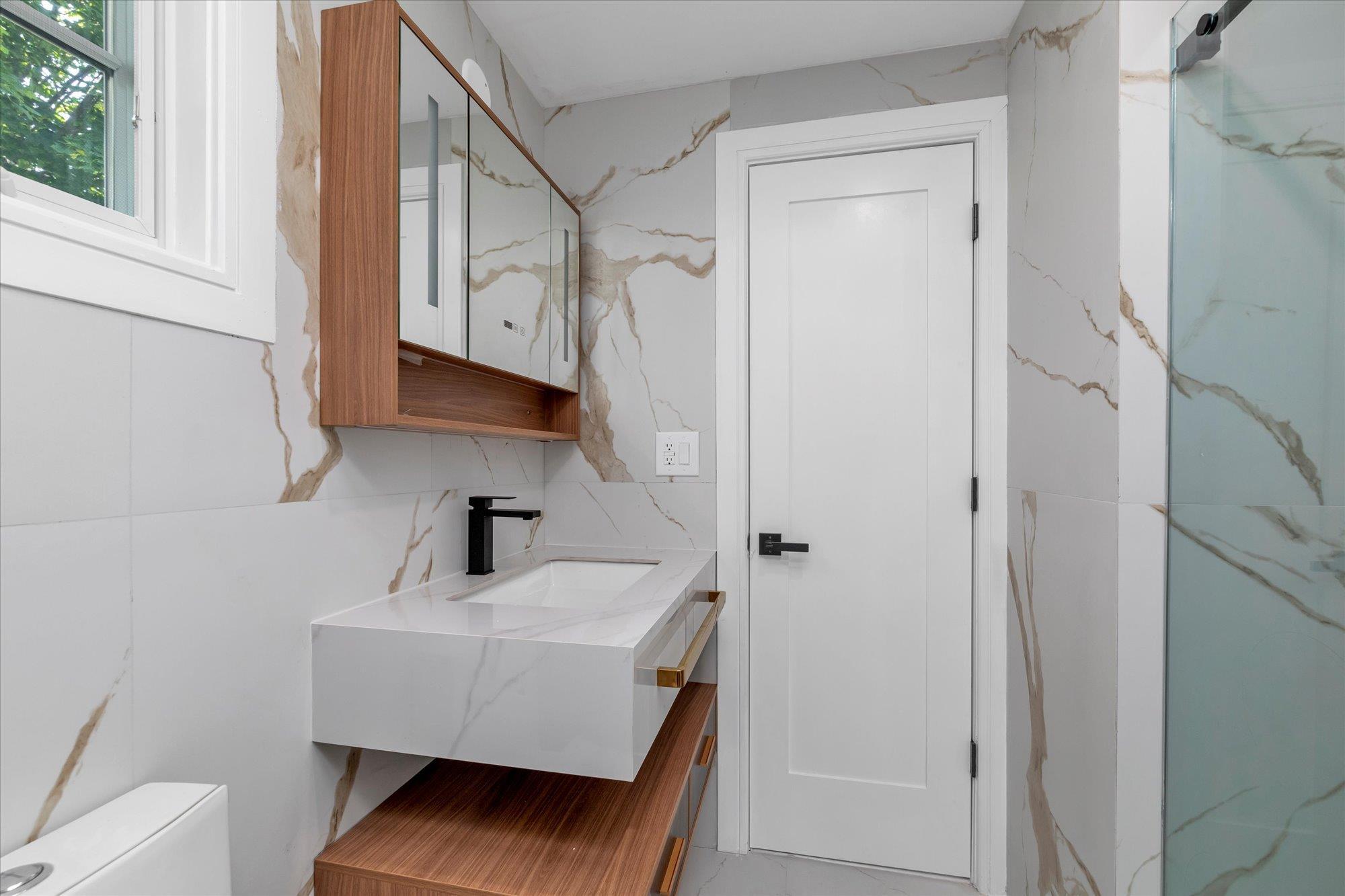 Single Family Bayview Nassau County, NY 11516, MLS-893875-21