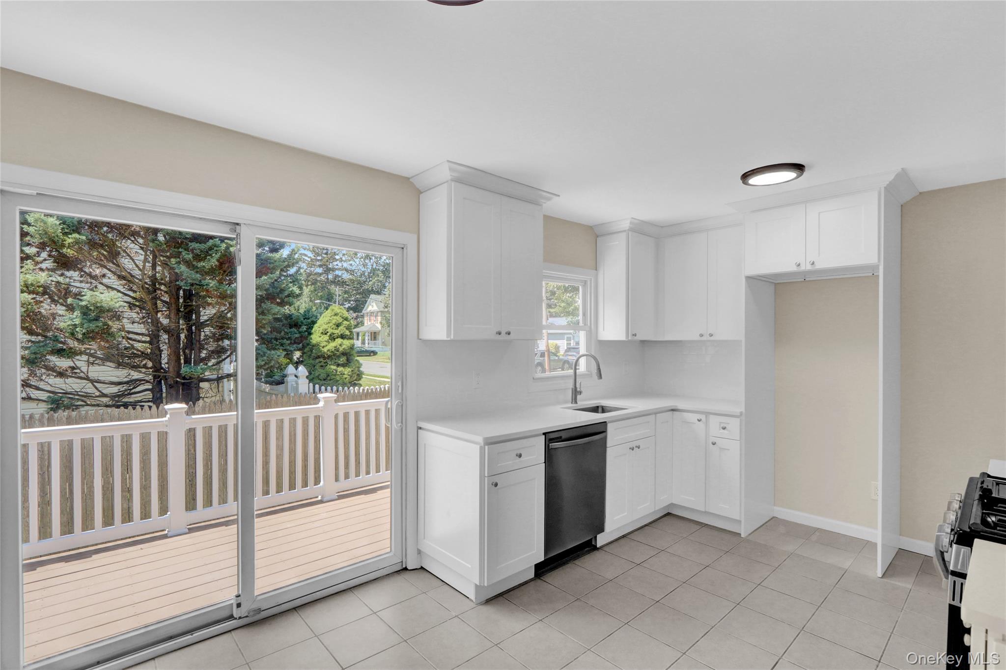 Single Family Whitman  Suffolk County, NY 11751, MLS-893906-11