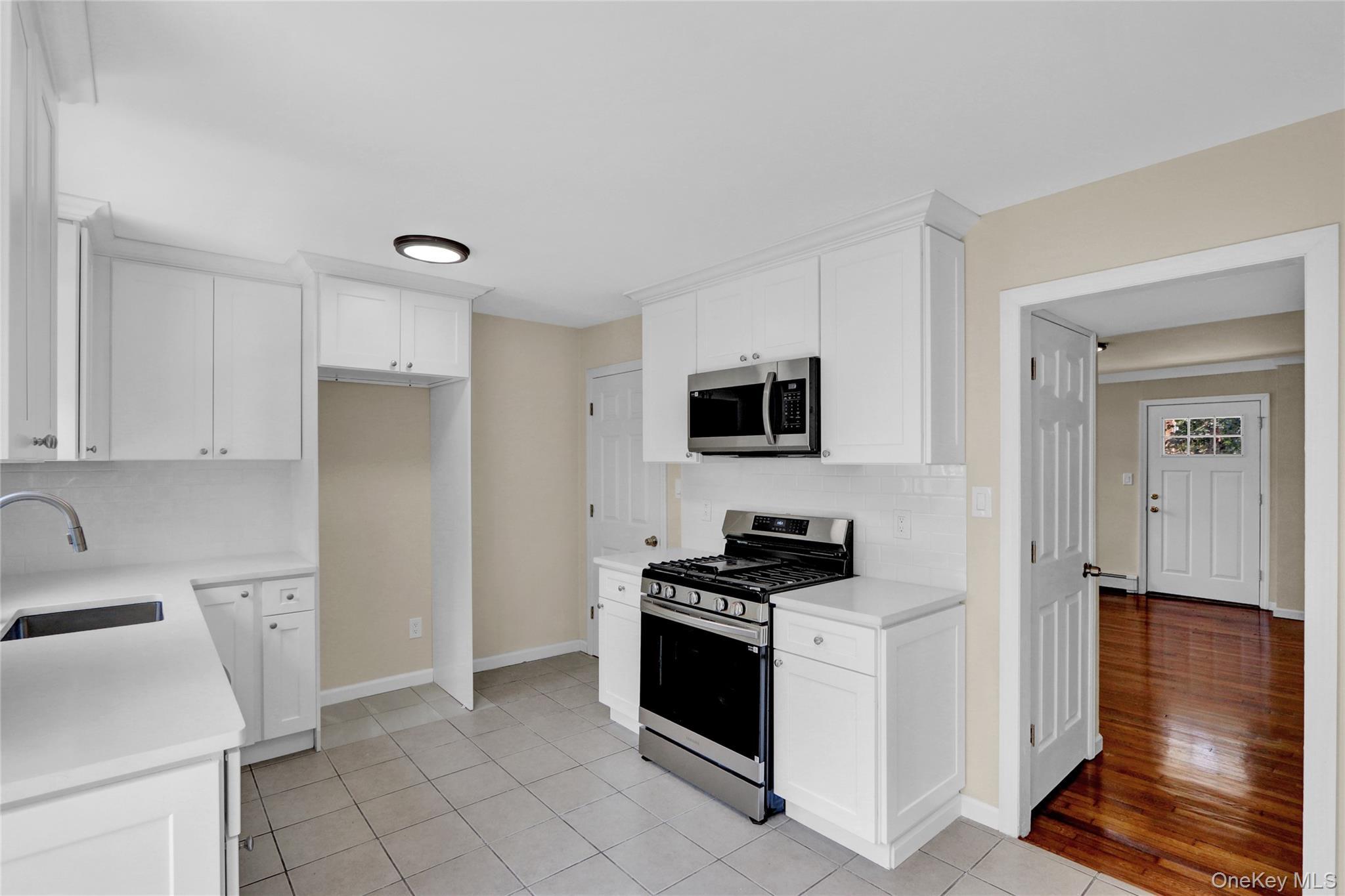 Single Family Whitman  Suffolk County, NY 11751, MLS-893906-12