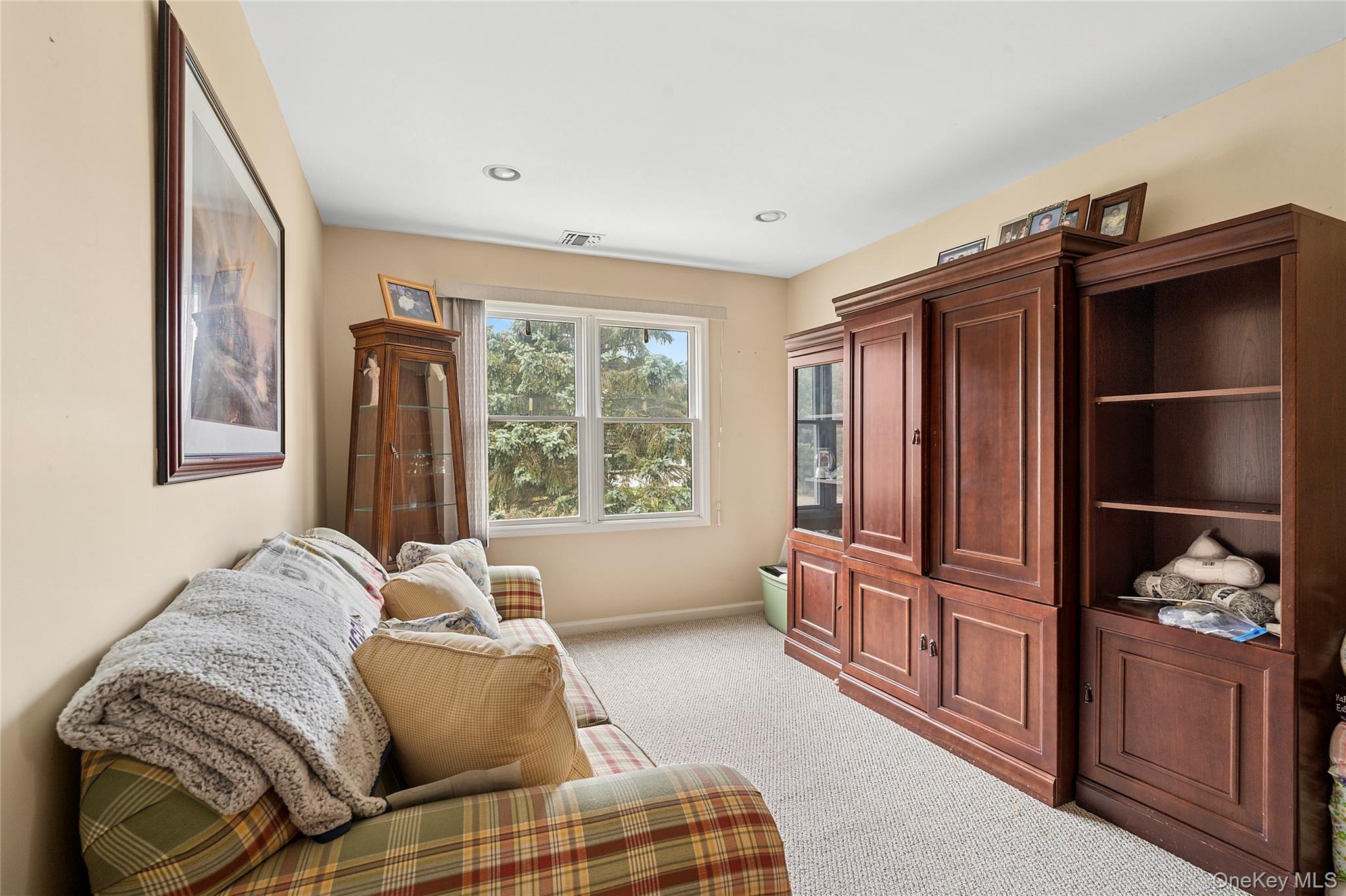 Single Family Windcrest  Suffolk County, NY 11949, MLS-893918-25