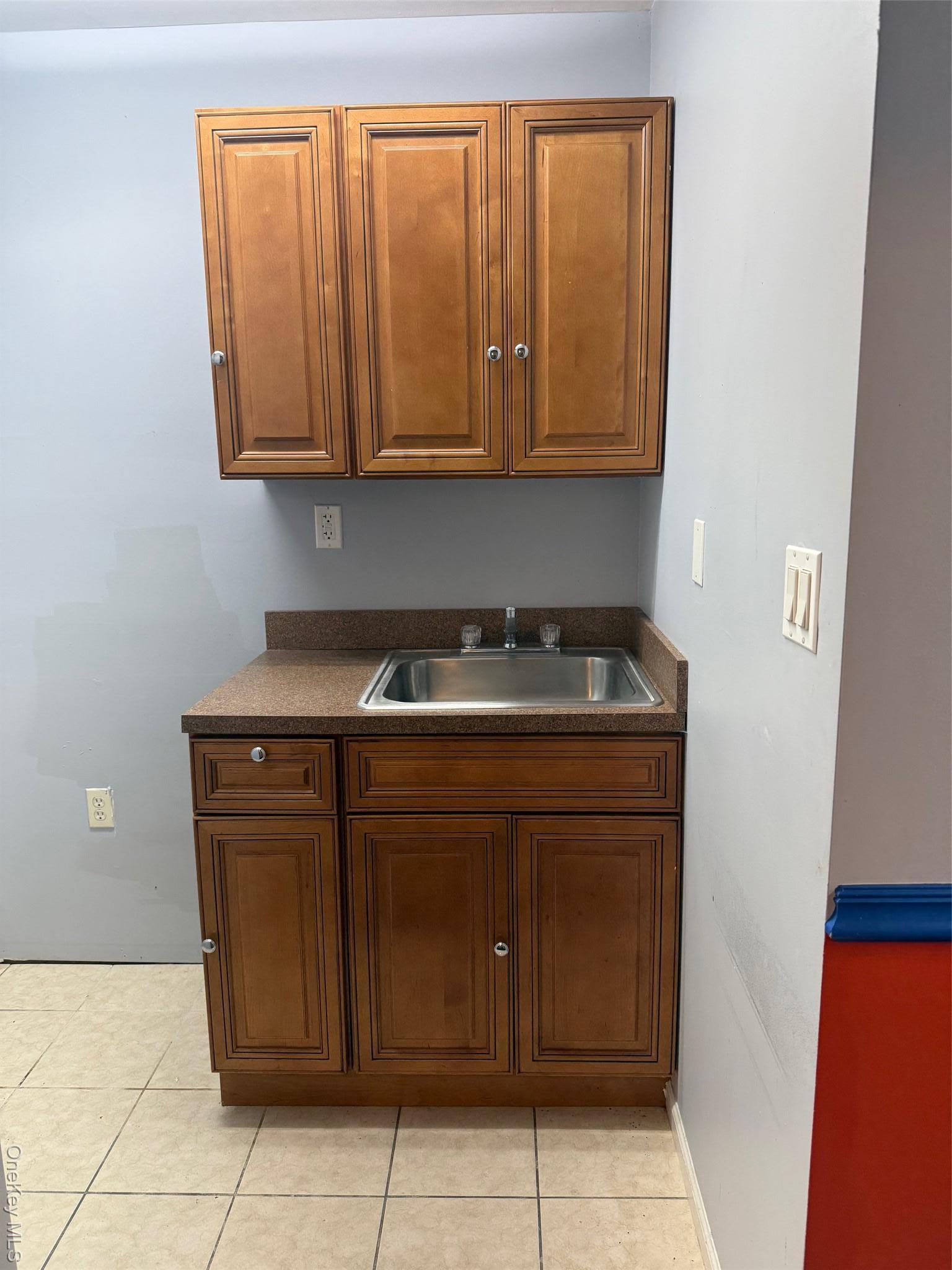 Commercial Lease Tremont  Bronx, NY 10465, MLS-893925-3