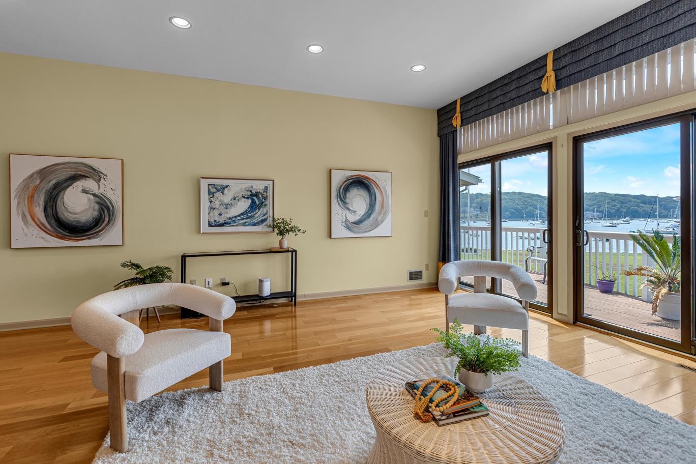 Condo Fairwind  Suffolk County, NY 11768, MLS-893979-11
