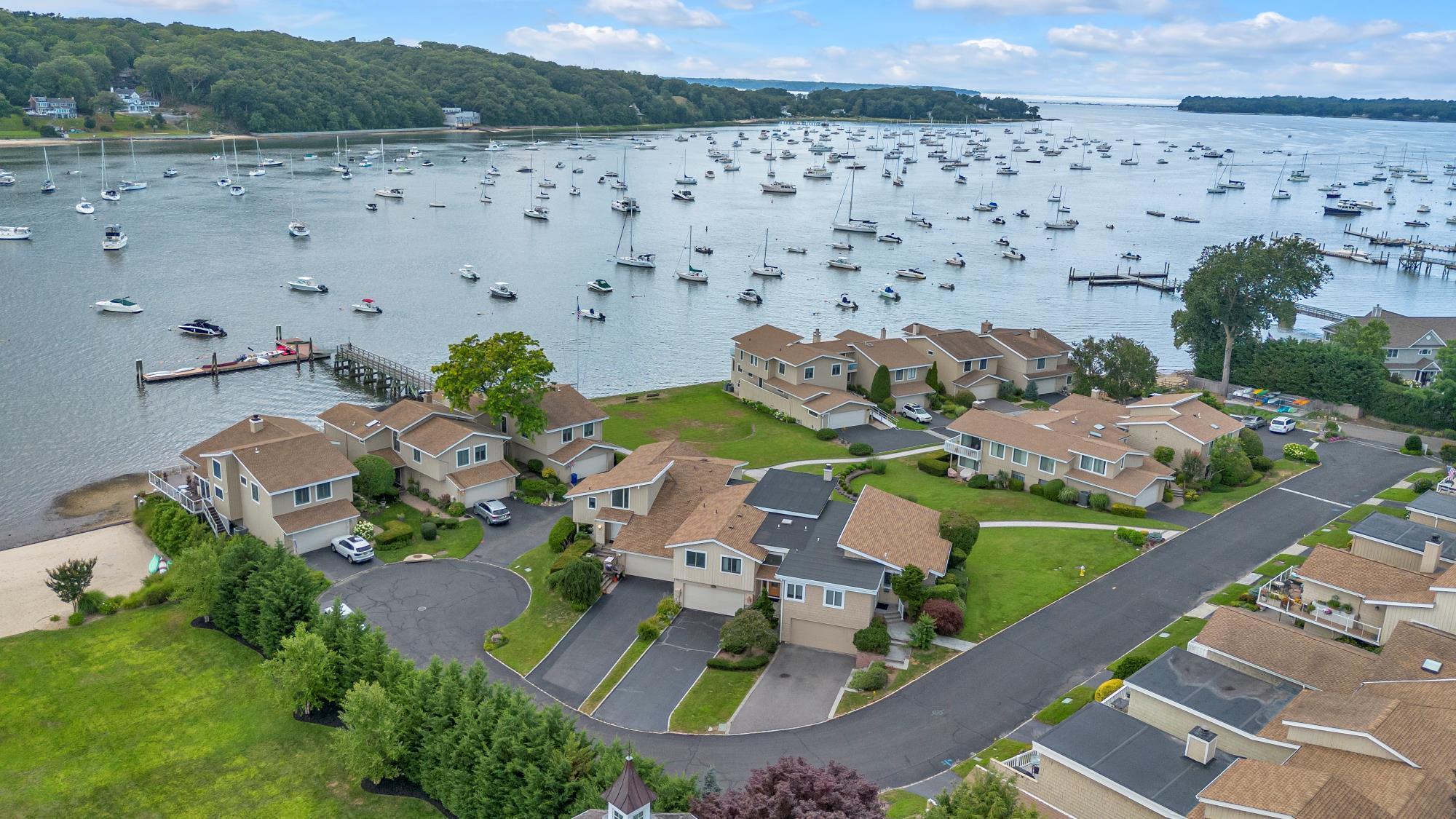 Condo Fairwind  Suffolk County, NY 11768, MLS-893979-3