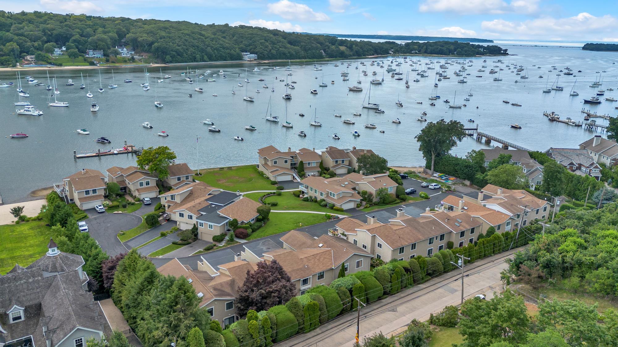 Condo Fairwind  Suffolk County, NY 11768, MLS-893979-5