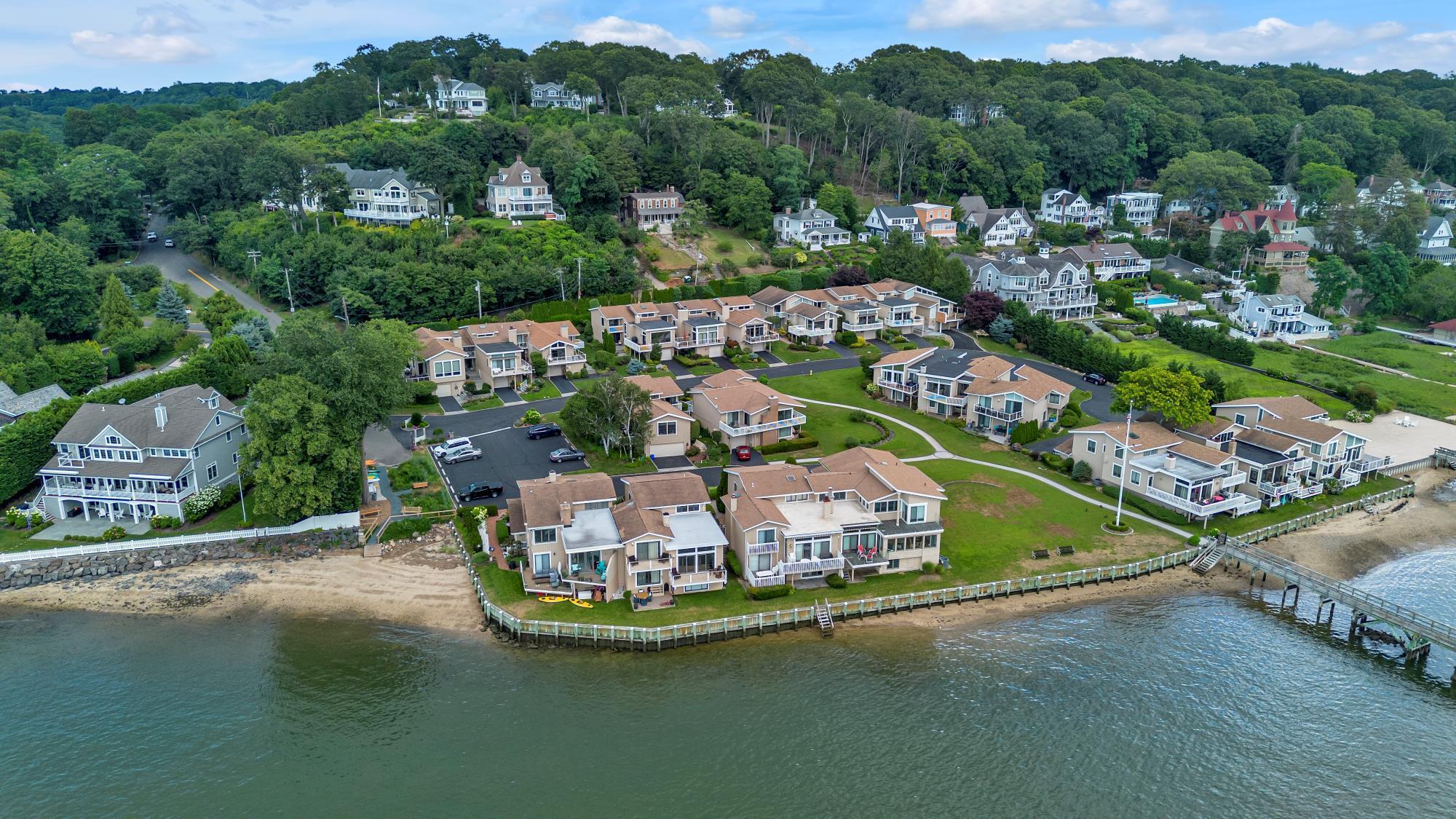 Condo Fairwind  Suffolk County, NY 11768, MLS-893979-7