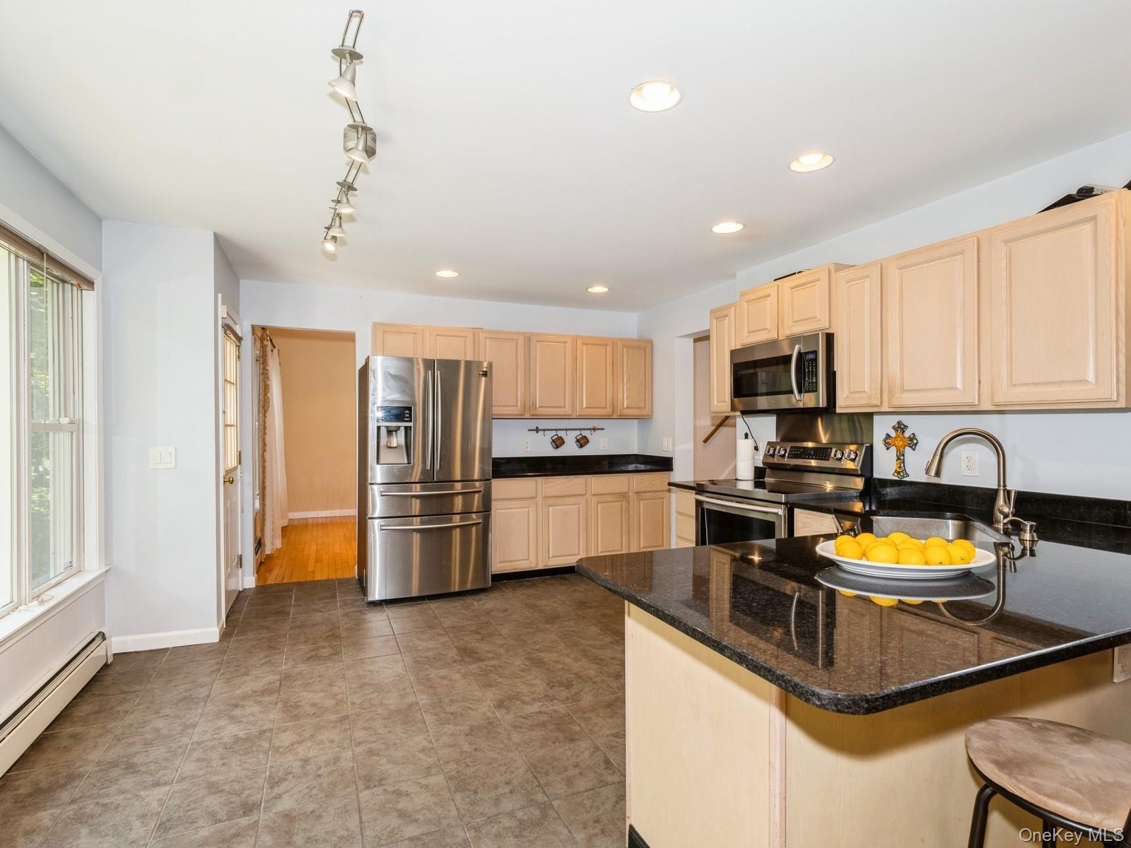 Single Family Dennytown  Putnam County, NY 10579, MLS-893999-11