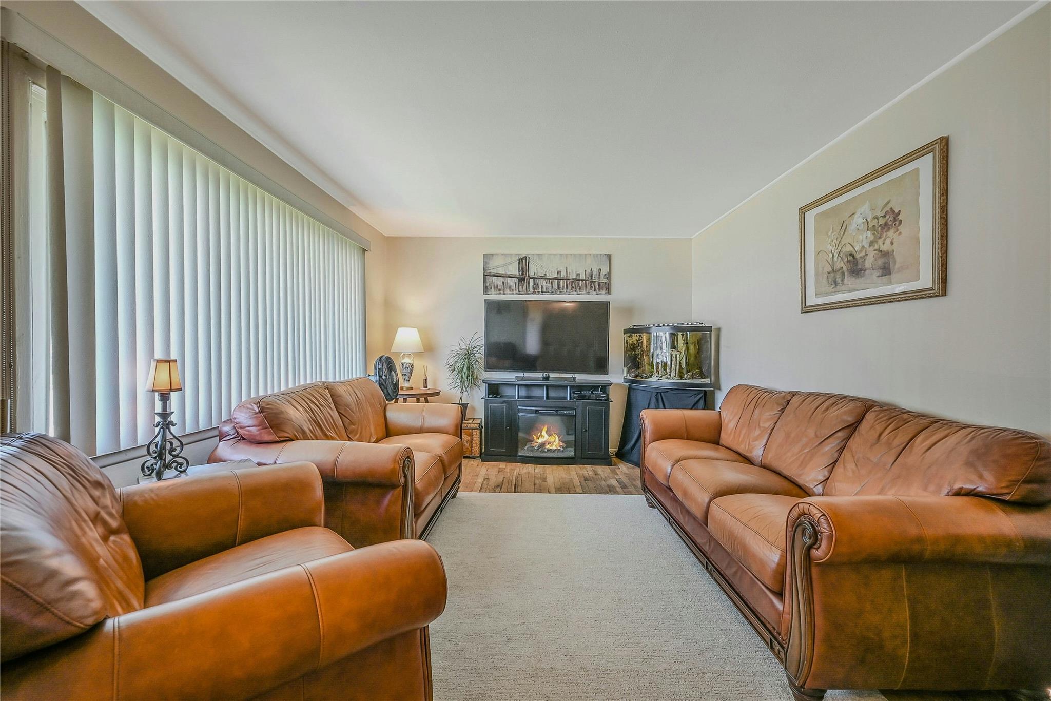 Single Family Alwick  Suffolk County, NY 11795, MLS-894032-3