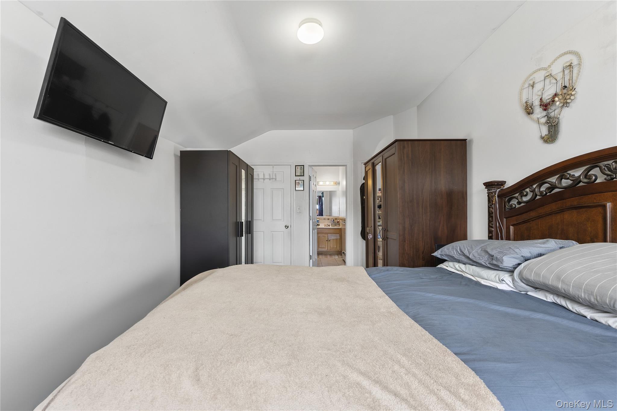 Single Family Pitkin Queens, NY 11417, MLS-894074-23