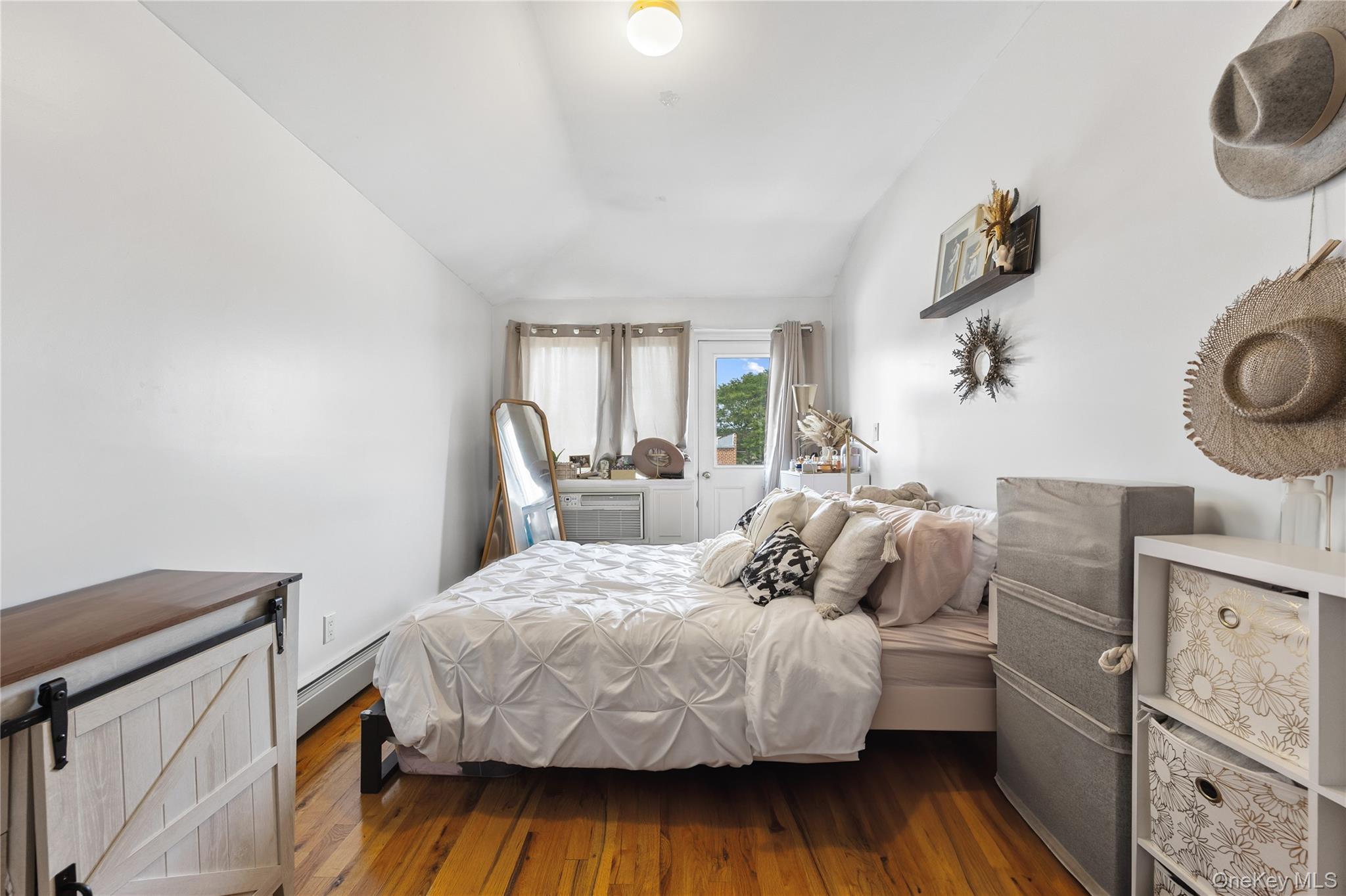 Single Family Pitkin Queens, NY 11417, MLS-894074-25