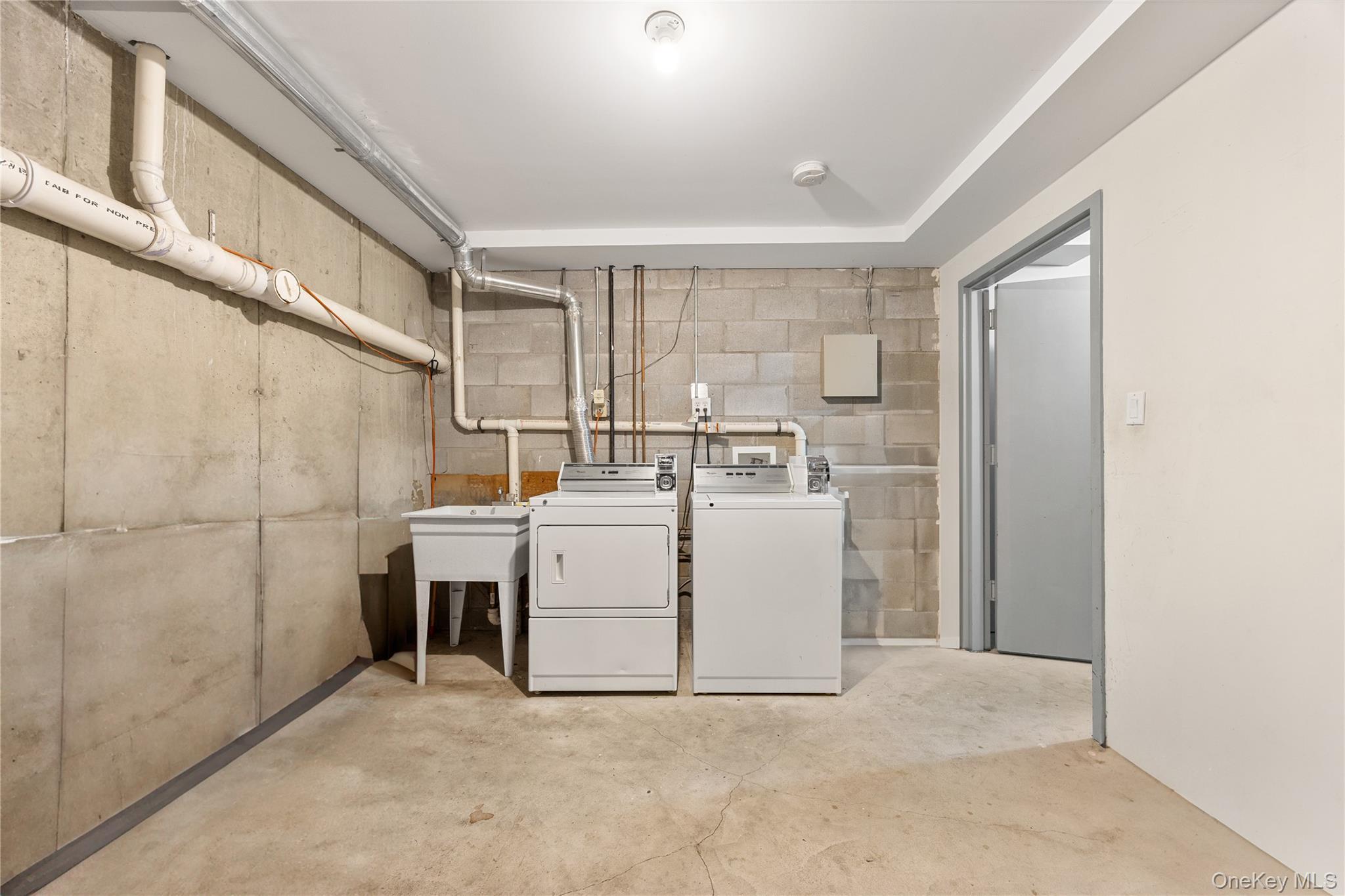 Single Family Pitkin Queens, NY 11417, MLS-894074-26