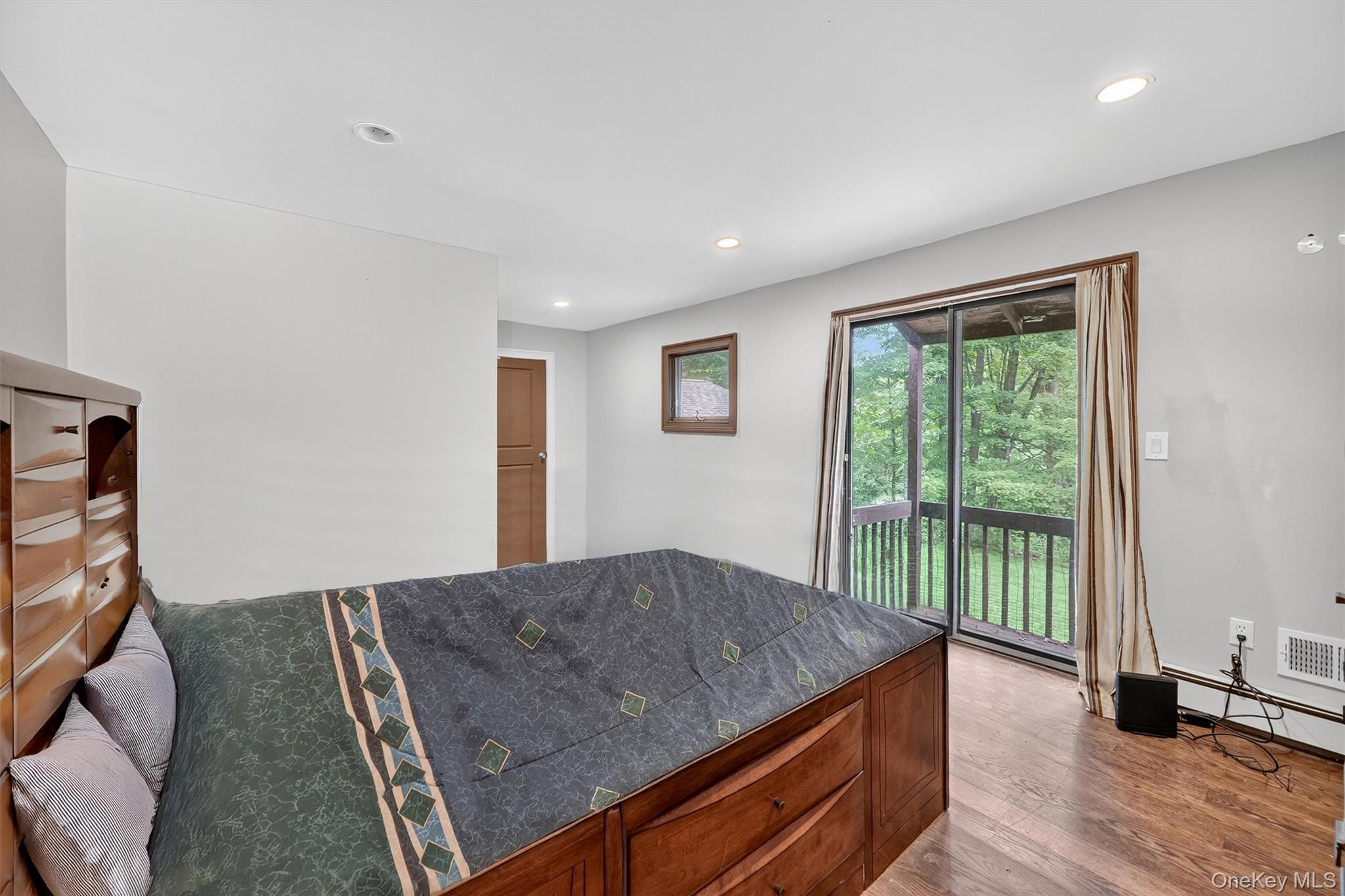 Single Family Cedar Hill Westchester County, NY 10506, MLS-894100-21