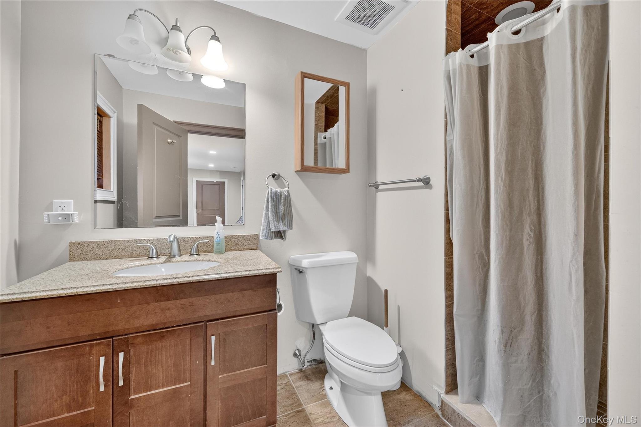 Single Family Cedar Hill Westchester County, NY 10506, MLS-894100-23