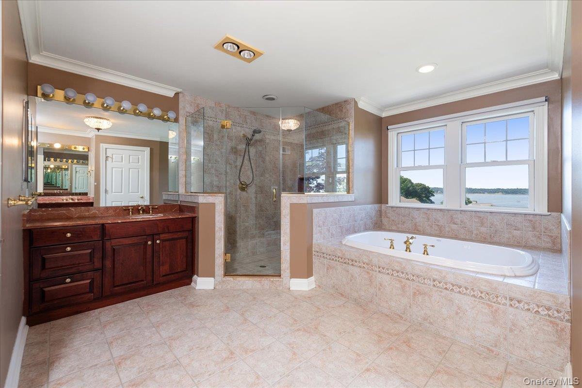 Single Family Pembroke Nassau County, NY 11542, MLS-894125-26