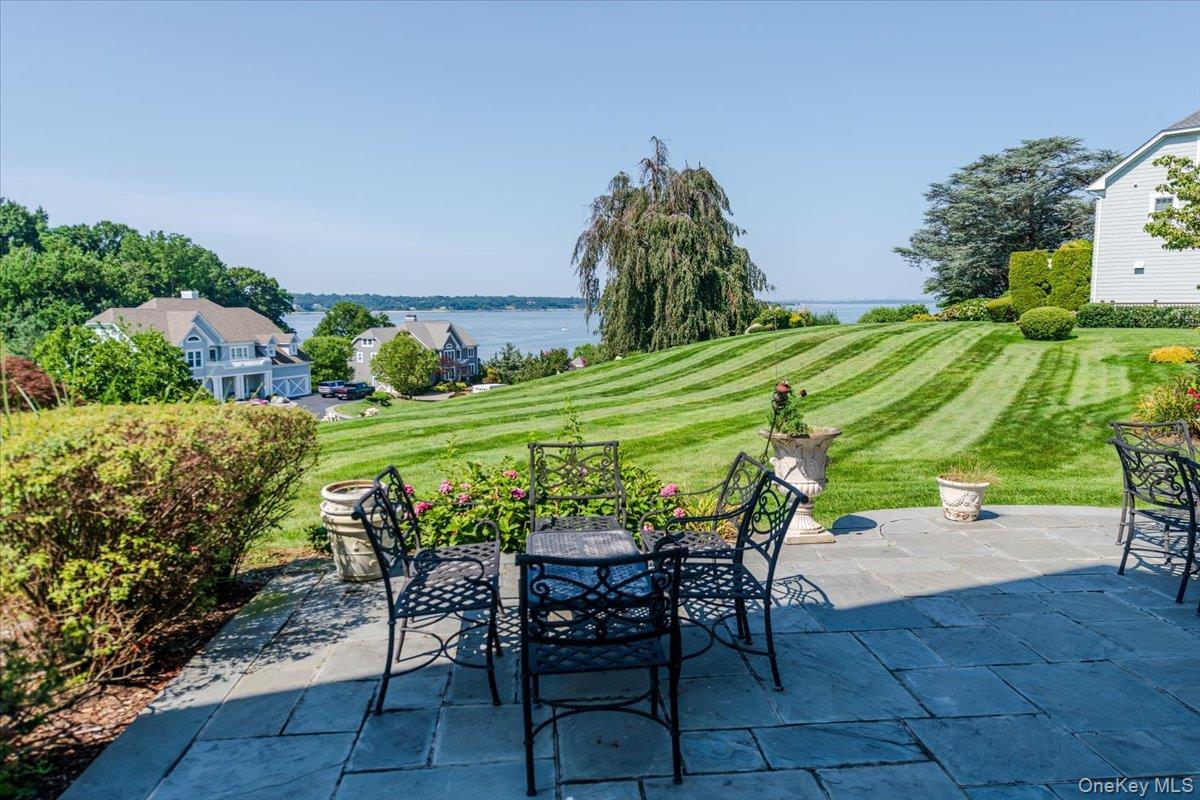 Single Family Pembroke Nassau County, NY 11542, MLS-894125-4