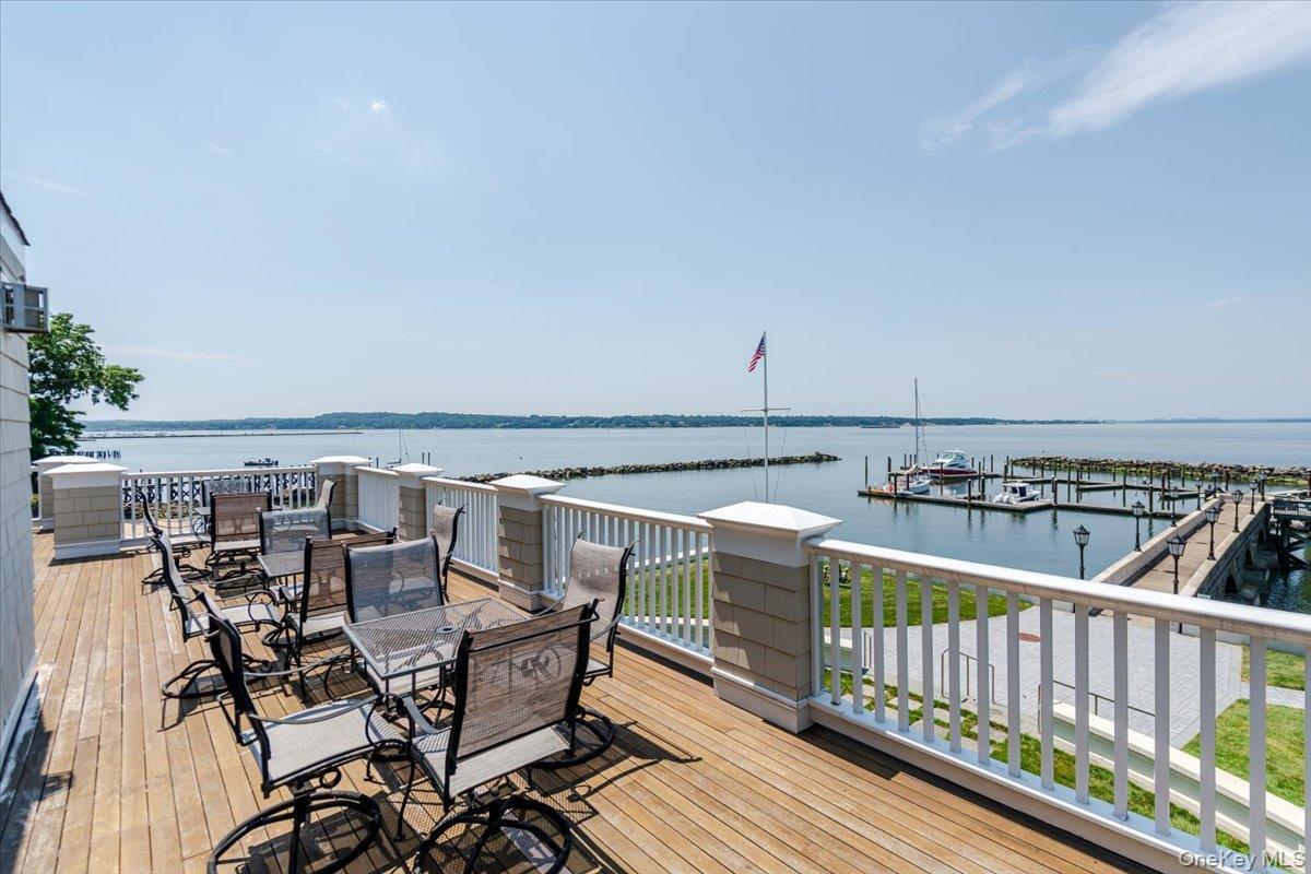 Single Family Pembroke Nassau County, NY 11542, MLS-894125-42