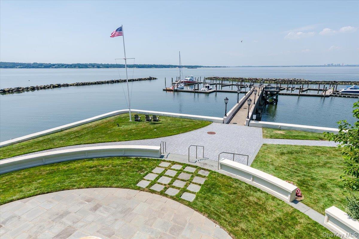 Single Family Pembroke Nassau County, NY 11542, MLS-894125-43