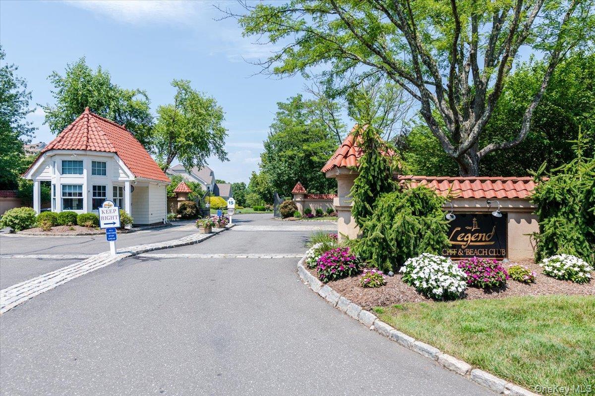 Single Family Pembroke  Nassau County, NY 11542, MLS-894125-50