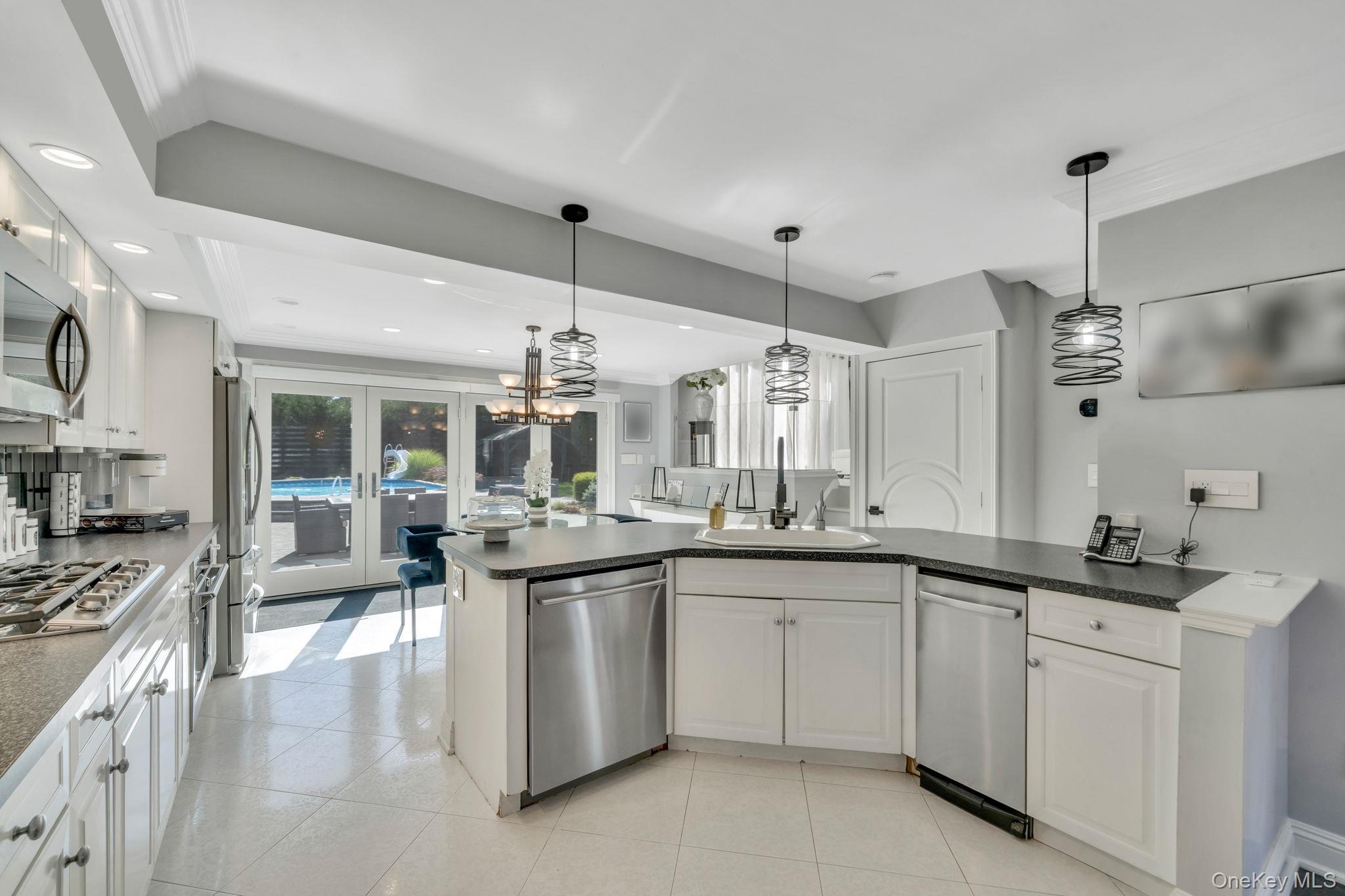 Single Family Selden  Suffolk County, NY 11720, MLS-894158-10