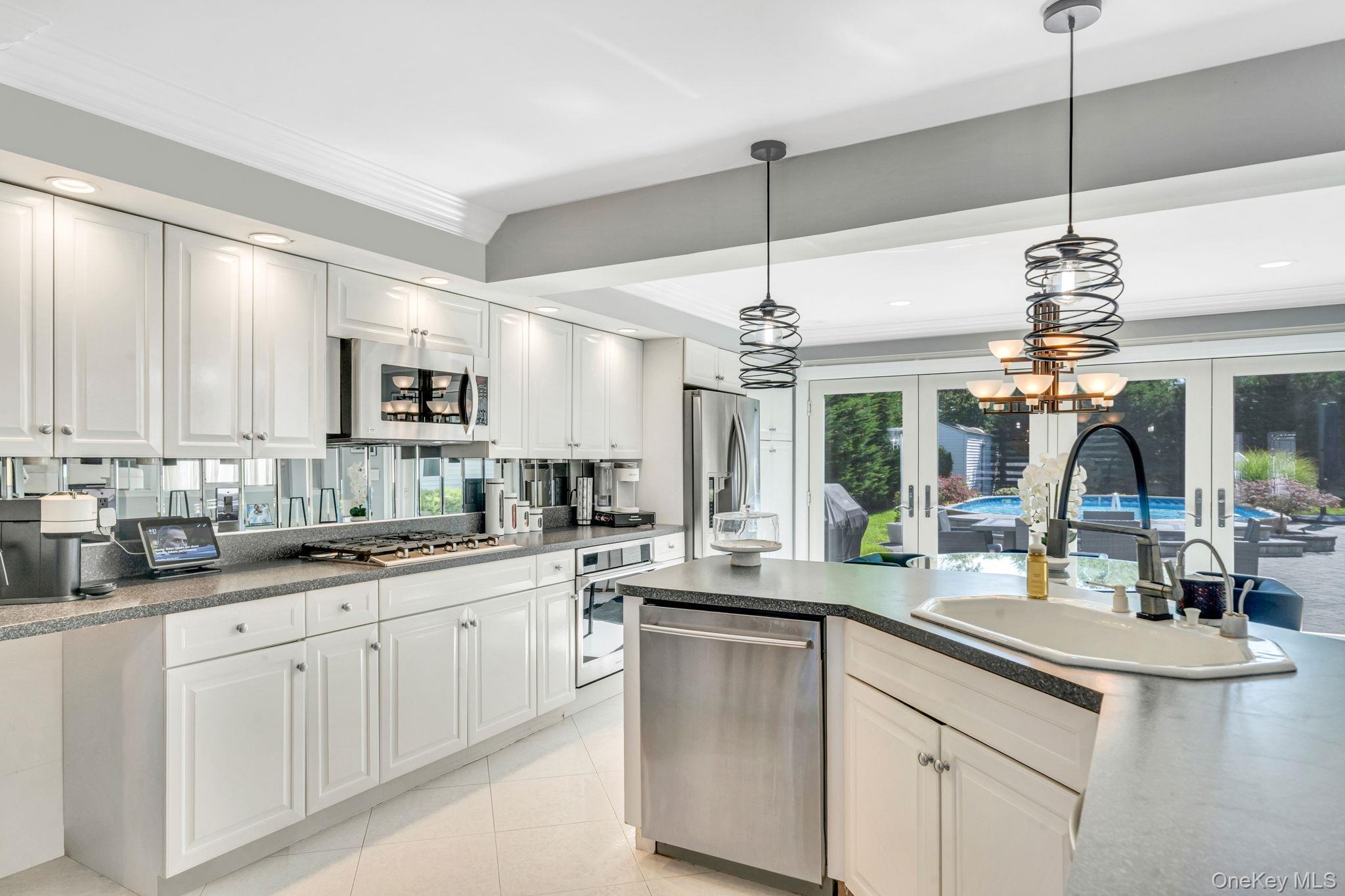 Single Family Selden  Suffolk County, NY 11720, MLS-894158-14