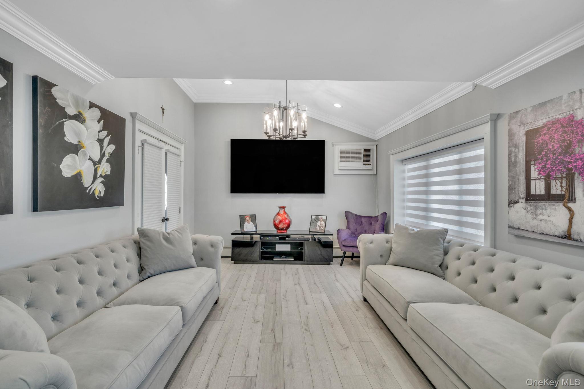 Single Family Selden  Suffolk County, NY 11720, MLS-894158-21