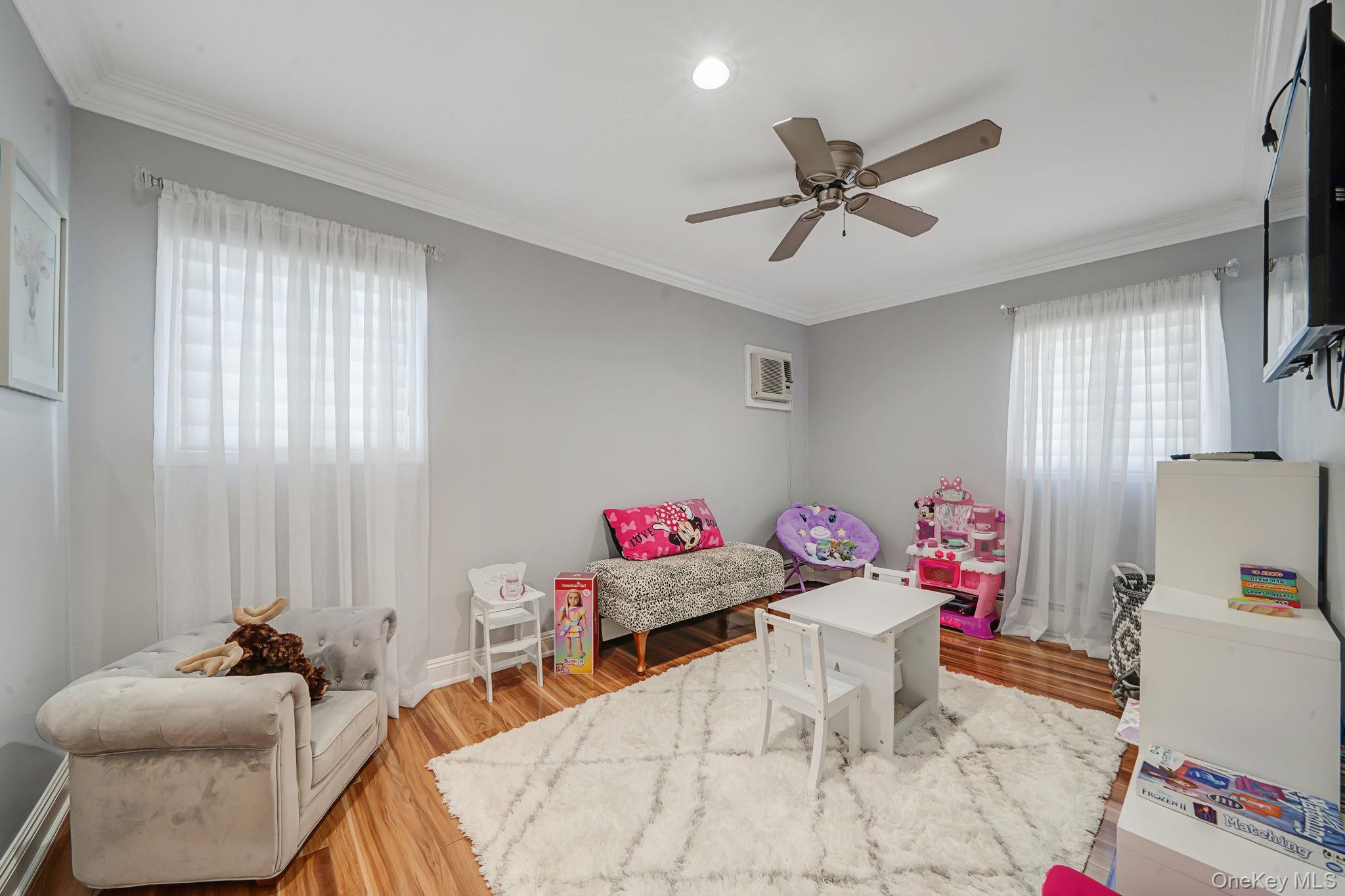 Single Family Selden  Suffolk County, NY 11720, MLS-894158-23