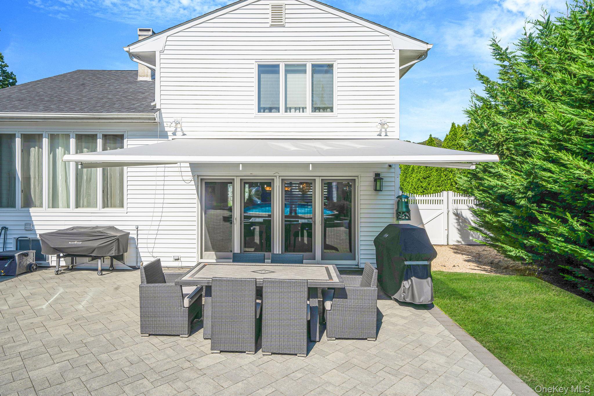 Single Family Selden  Suffolk County, NY 11720, MLS-894158-33