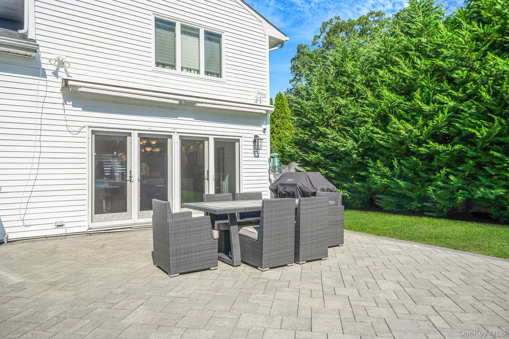 Single Family Selden  Suffolk County, NY 11720, MLS-894158-41