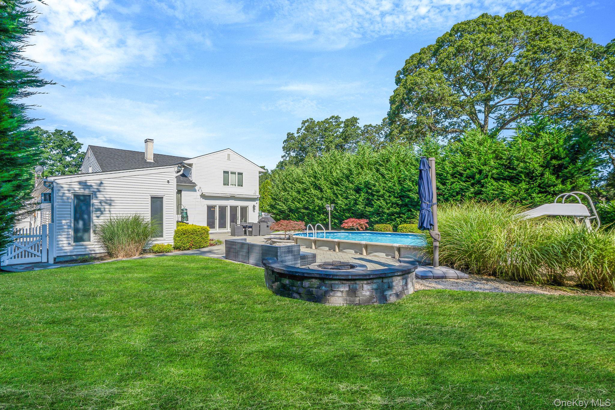 Single Family Selden  Suffolk County, NY 11720, MLS-894158-44