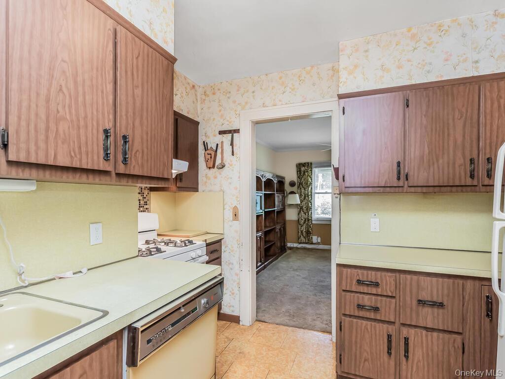 Single Family Odell  Westchester County, NY 10703, MLS-894162-9