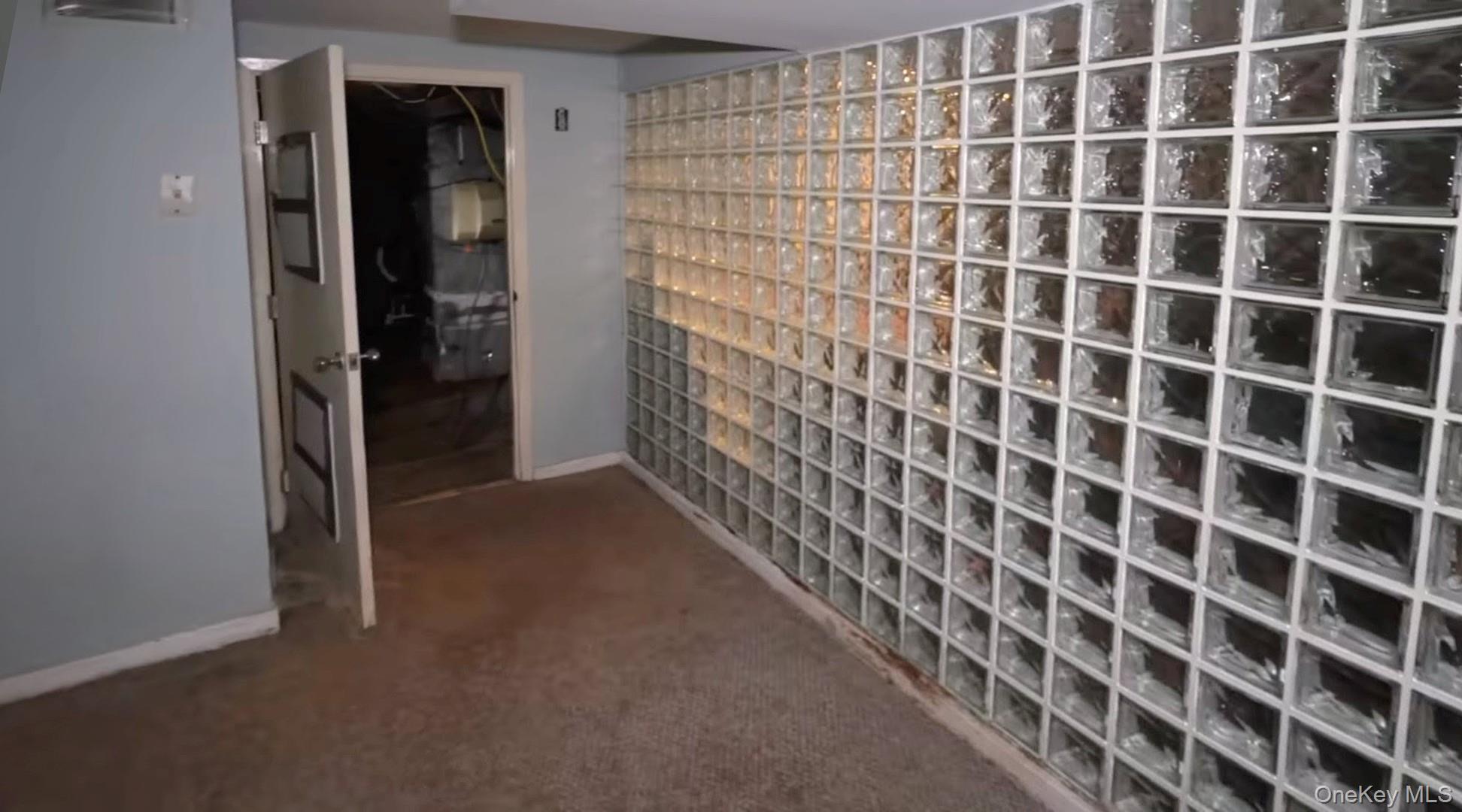 Single Family Bostwick Nassau County, NY 11568, MLS-894178-16