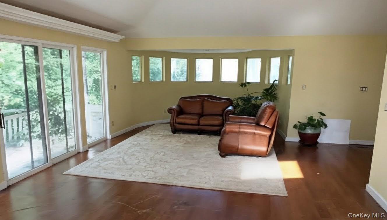 Single Family Bostwick Nassau County, NY 11568, MLS-894178-4