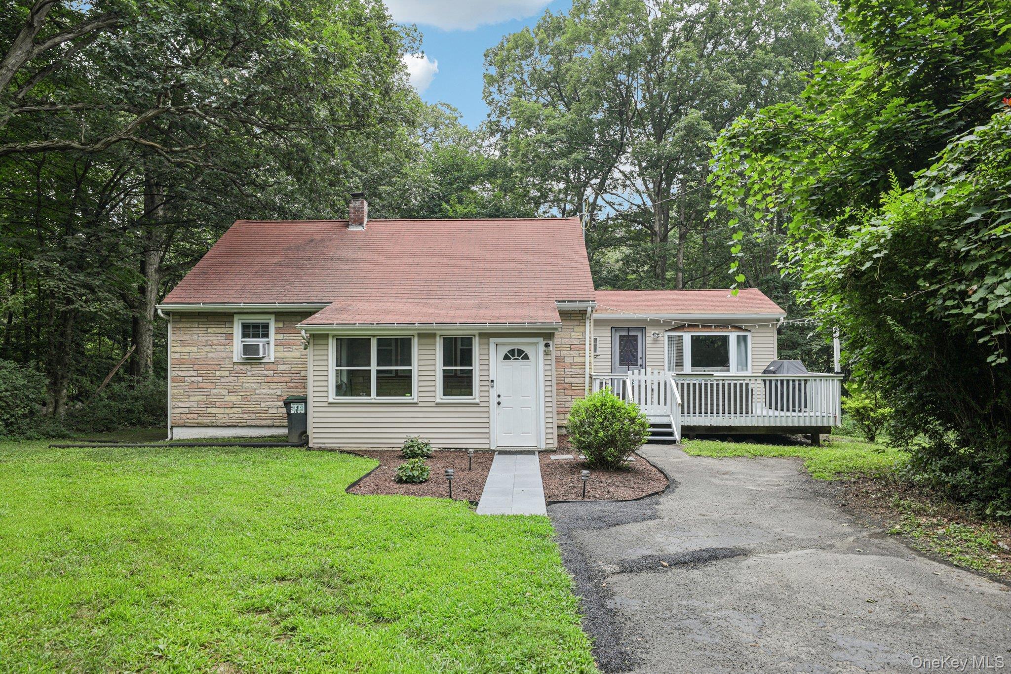 Single Family Circle  Orange County, NY 12550, MLS-894179-2