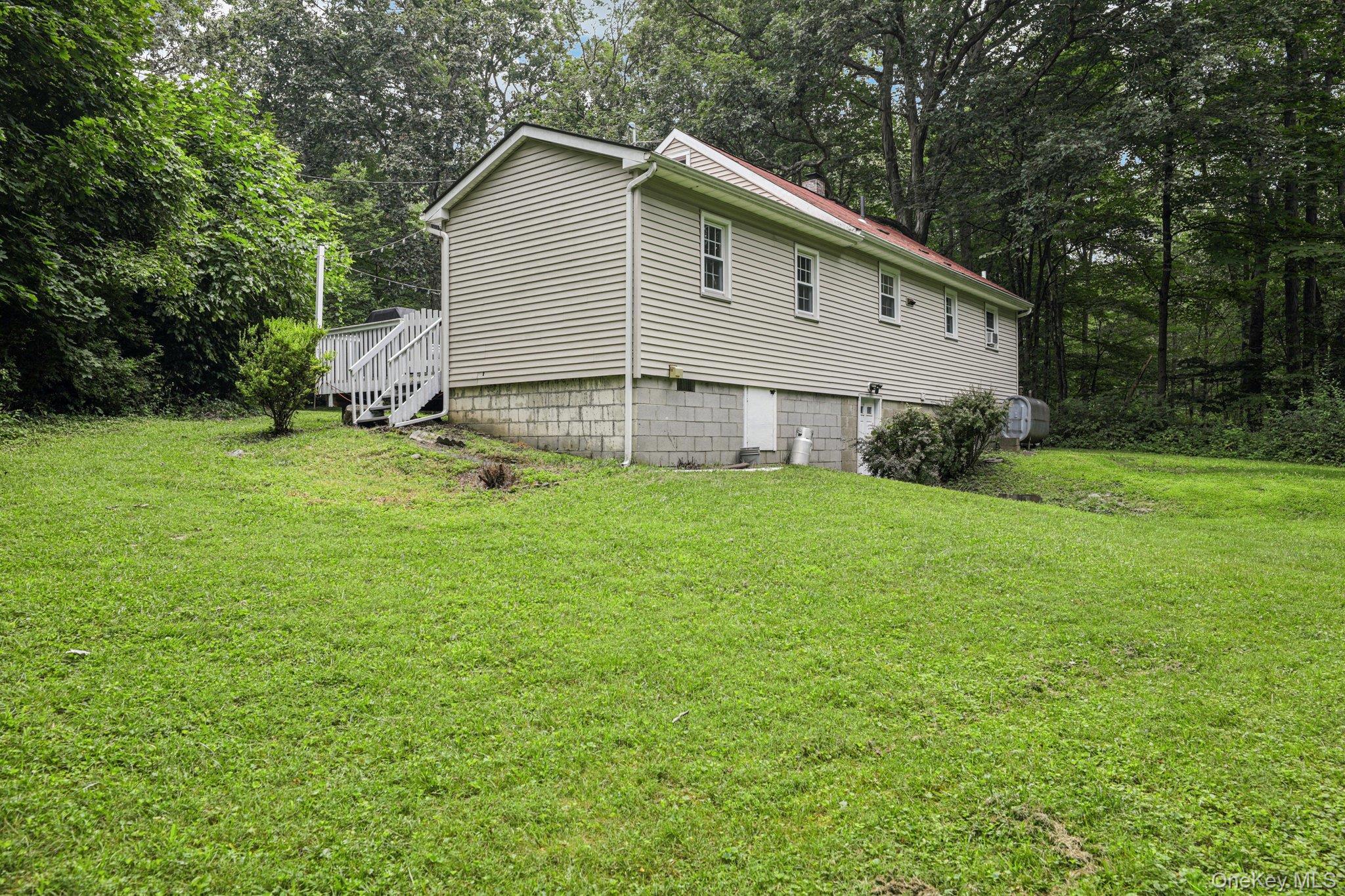 Single Family Circle  Orange County, NY 12550, MLS-894179-40