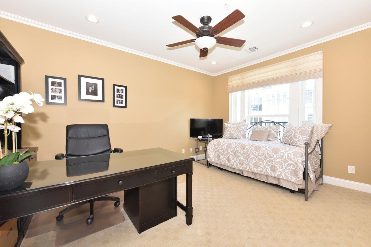 Condo Pacing  Nassau County, NY 11590, MLS-894256-24