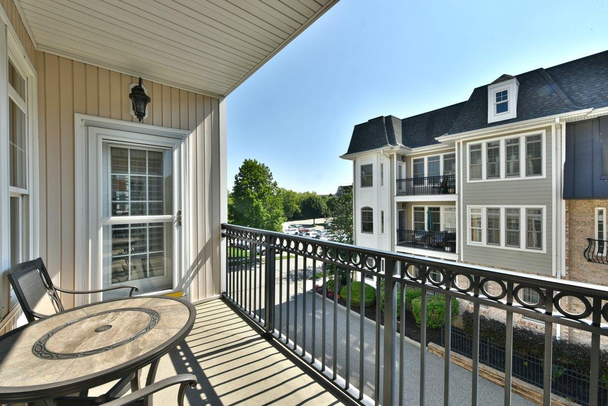 Condo Pacing  Nassau County, NY 11590, MLS-894256-27