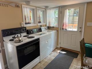 Single Family Woodcliff  Suffolk County, NY 11933, MLS-894337-11