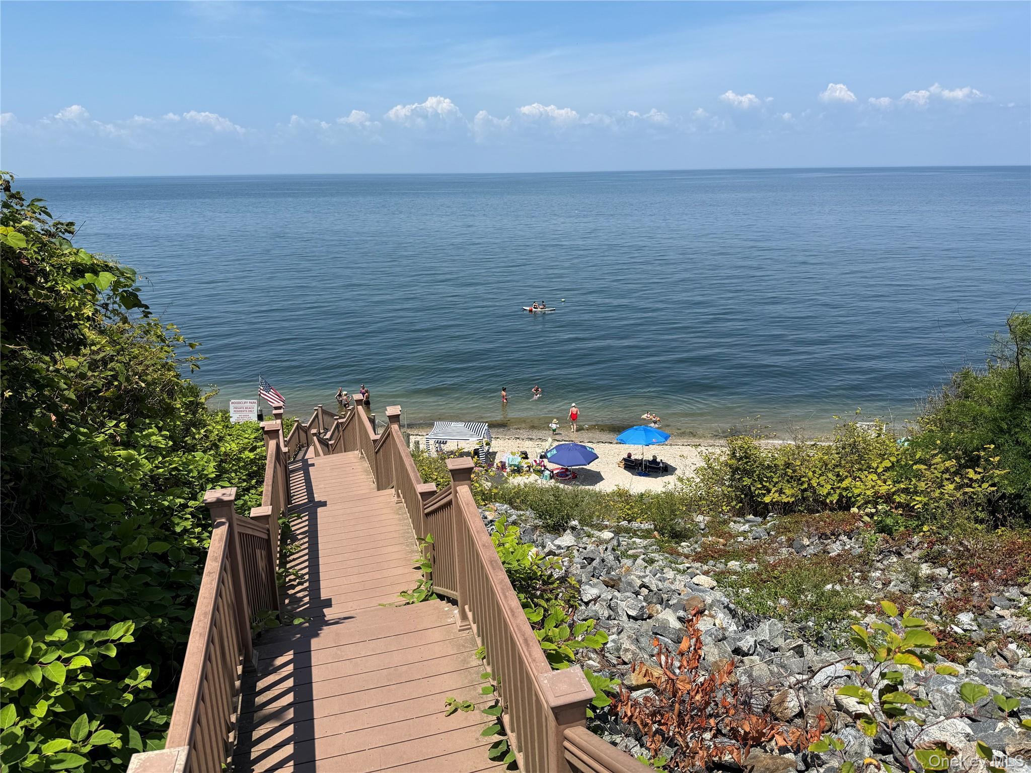 Single Family Woodcliff  Suffolk County, NY 11933, MLS-894337-42