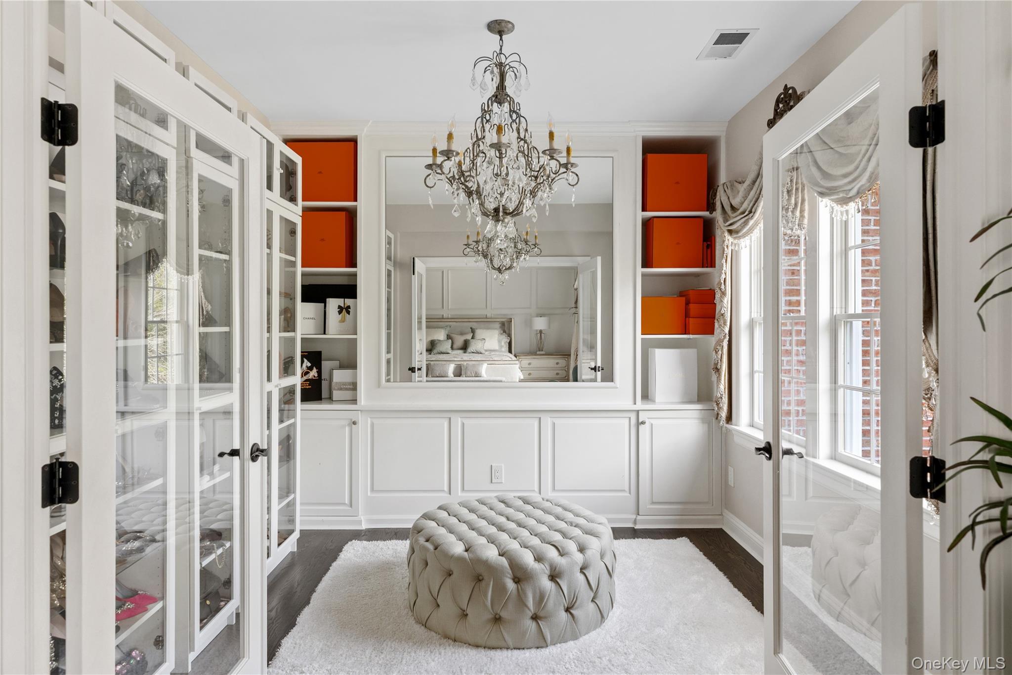 Single Family Legends Suffolk County, NY 11747, MLS-894338-25